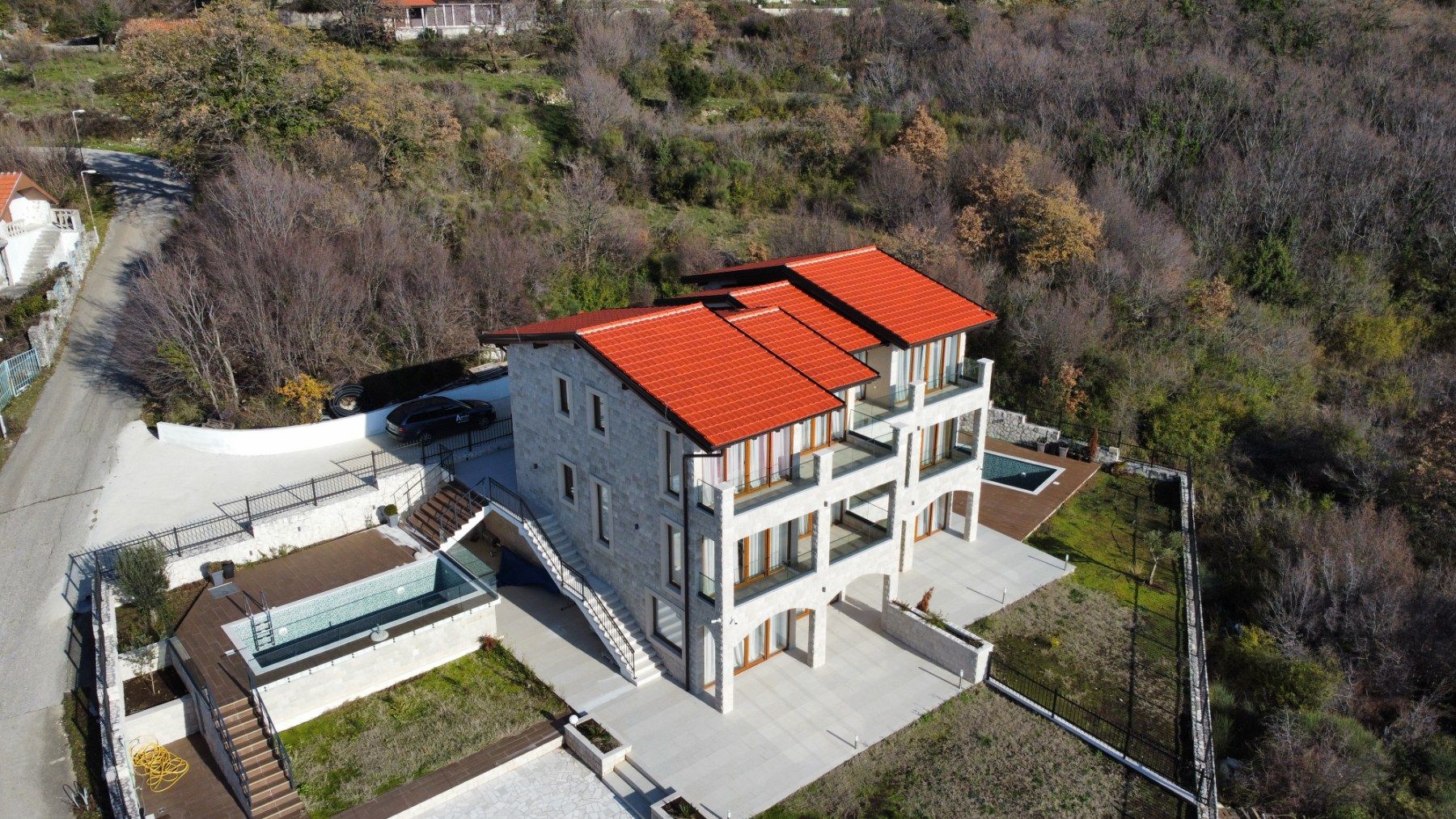 Prodaja – Luksuzna novoizgrađena vila 249 m² sa bazenom i panoramskim pogledom na more – Kuljače, Budva - Amfora Real Estate