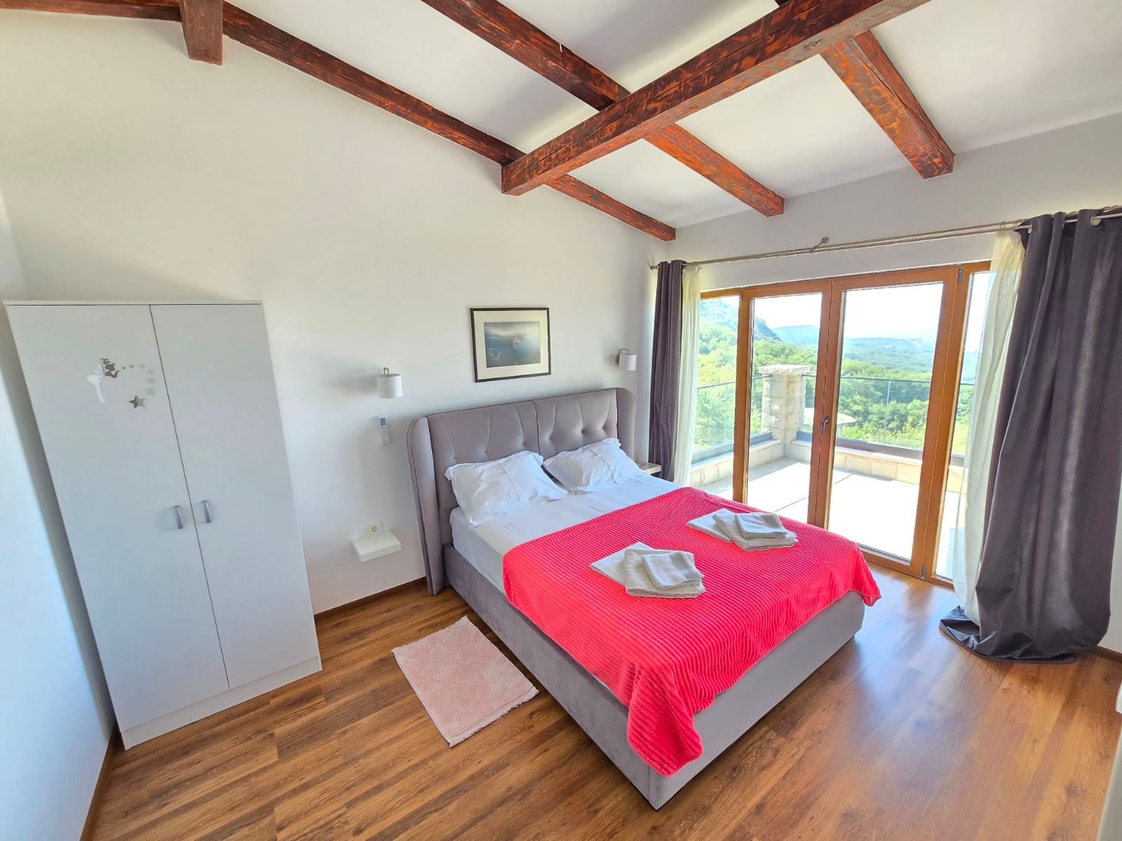 Prodaja – Luksuzna novoizgrađena vila 249 m² sa bazenom i panoramskim pogledom na more – Kuljače, Budva - Amfora Real Estate