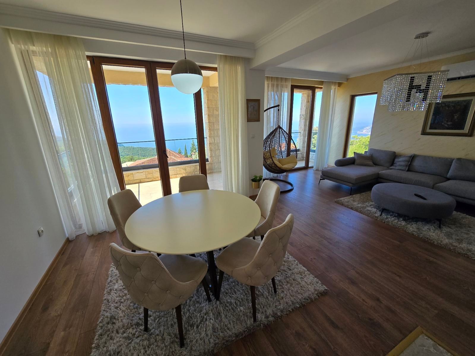 Prodaja – Luksuzna novoizgrađena vila 249 m² sa bazenom i panoramskim pogledom na more – Kuljače, Budva - Amfora Real Estate