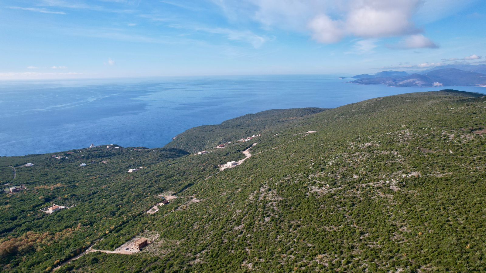 Prodaja urbanizovanog zemljista 1500m² – Zagora, Kotor - Amfora Real Estate