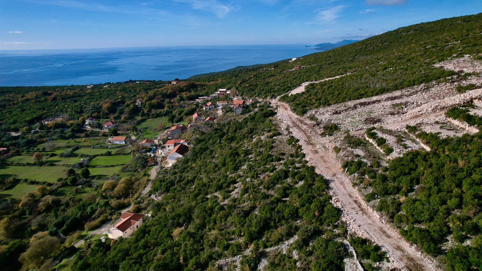 Prodaja urbanizovanog zemljista 1500m² – Zagora, Kotor - Amfora Real Estate