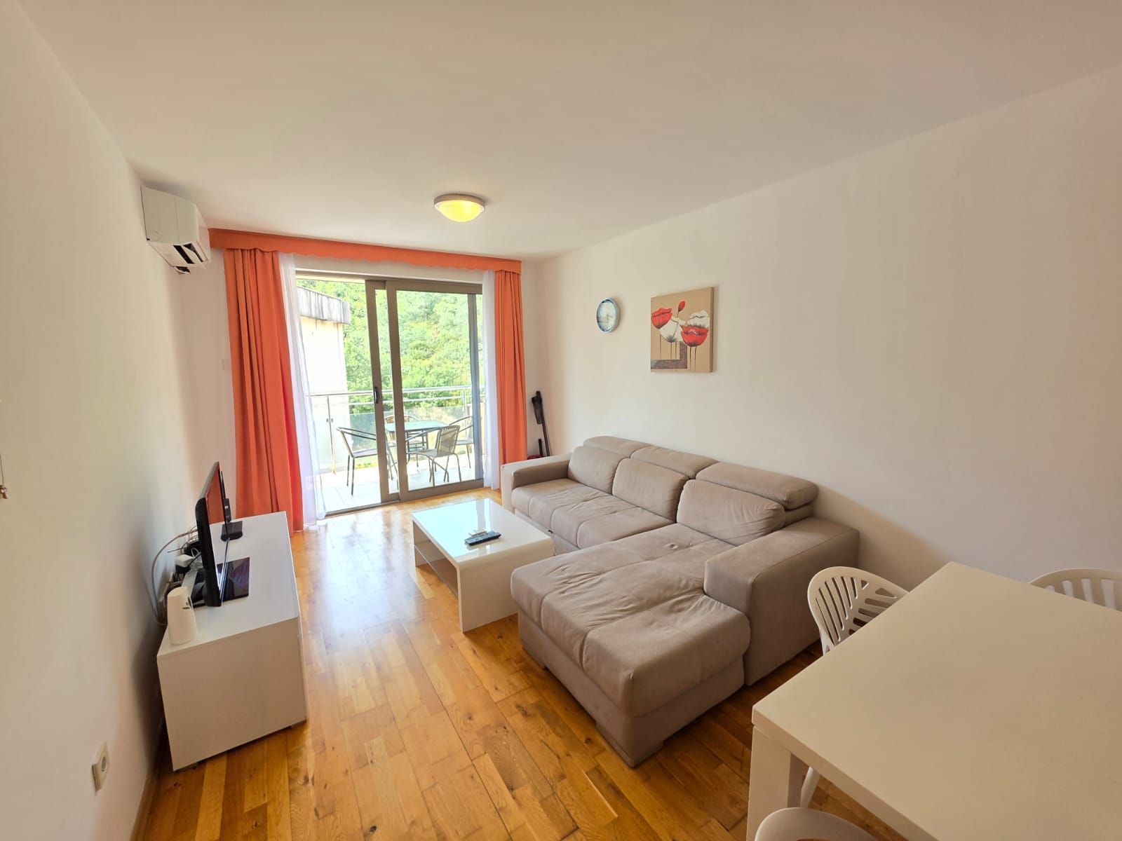 Prodaja jednosobnog stana 47 m² u kompleksu sa bazenom – Pržno, Budva - Amfora Real Estate