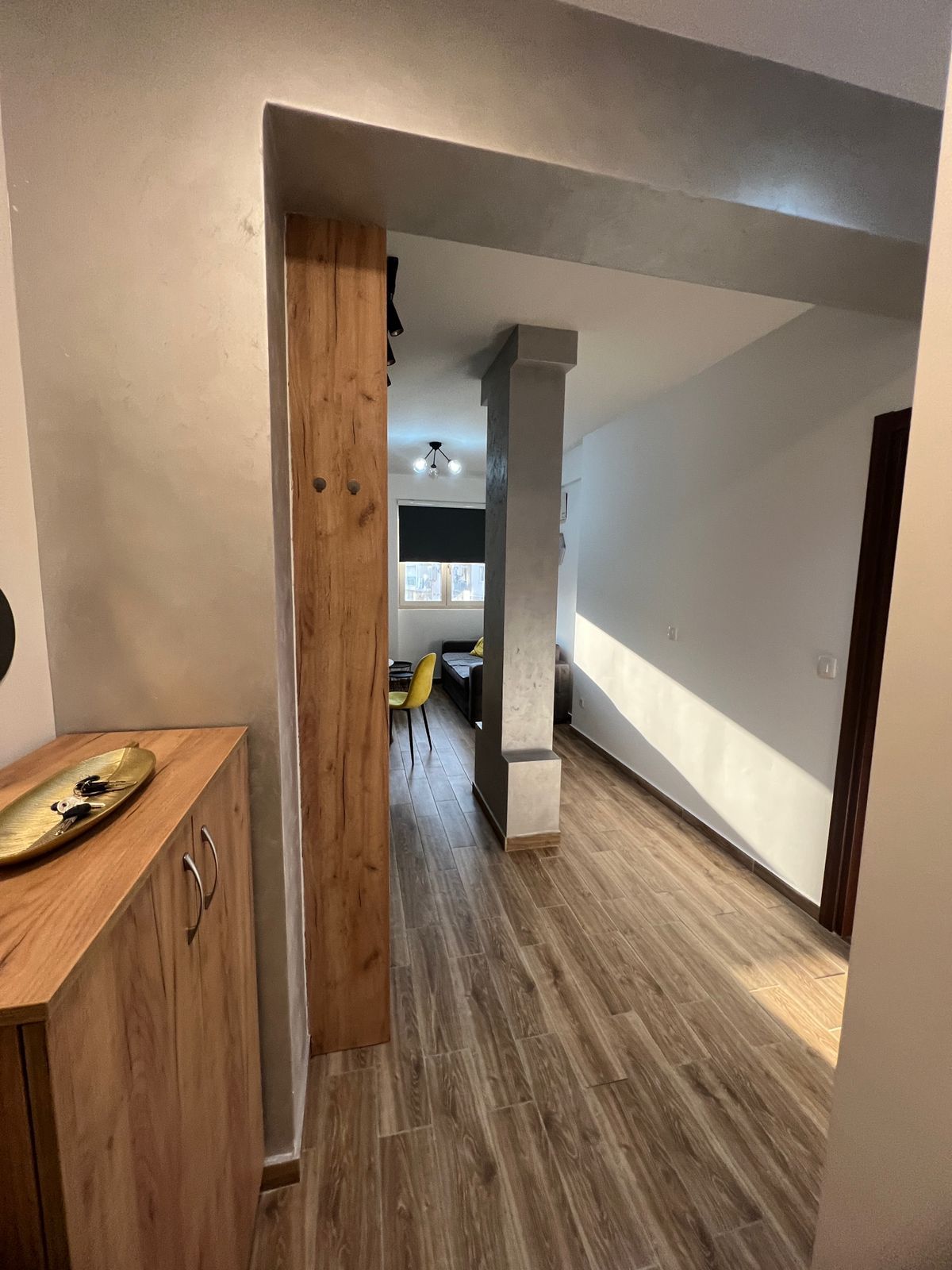 Izdavanje jednosobnog stana 28m2 na atraktivnoj lokaciji u Budvi (Na duzi period) - Amfora Real Estate