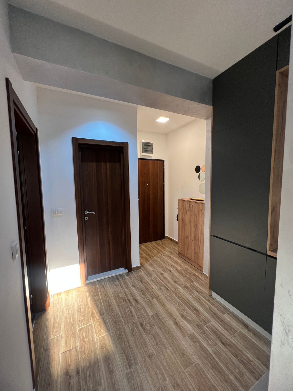 Izdavanje jednosobnog stana 28m2 na atraktivnoj lokaciji u Budvi (Na duzi period) - Amfora Real Estate