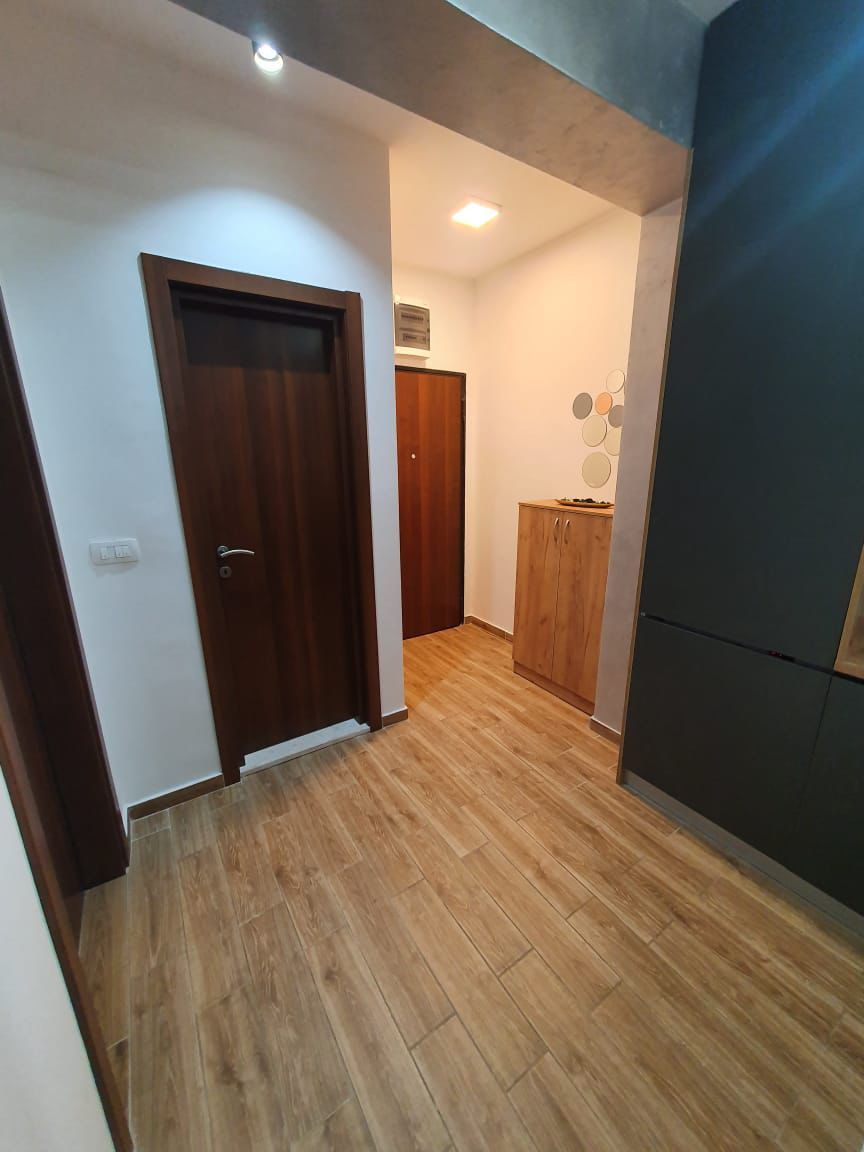 Izdavanje jednosobnog stana 28m2 na atraktivnoj lokaciji u Budvi (Na duzi period) - Amfora Real Estate