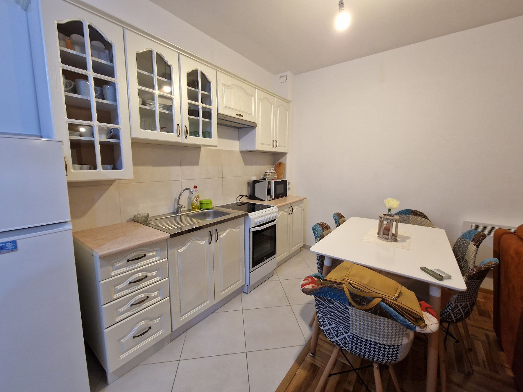 Prodaja jednosobnog stana 49 m² sa prostranom terasom i parking mestom – Bečići - Amfora Real Estate