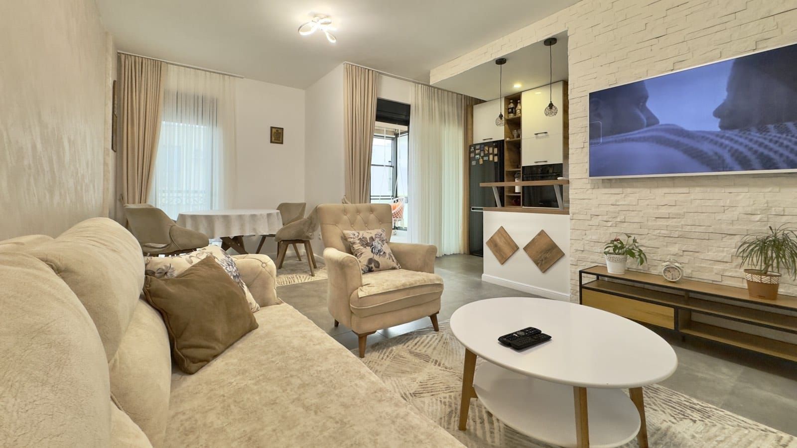 Na prodaju luksuzno opremljen trosoban stan 76 m² sa garažom – Kava, Tivat - Amfora Real Estate