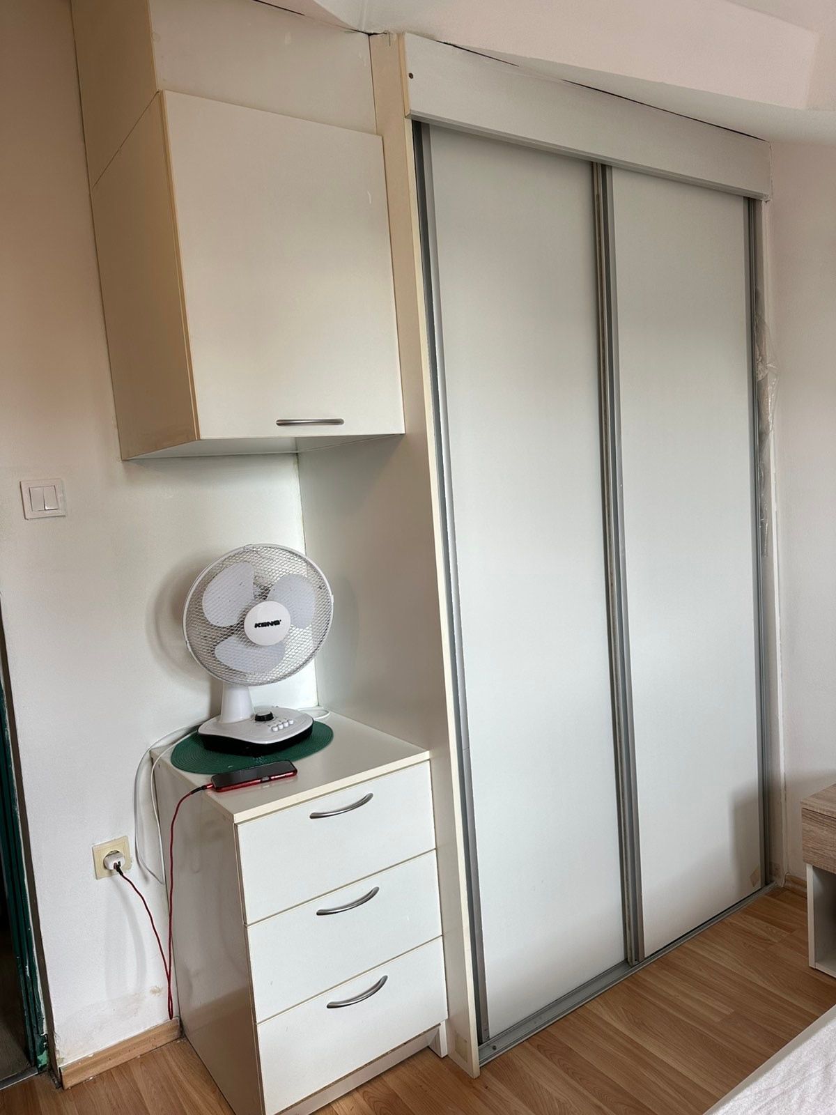 Prodaja jednosobnog stana 45 m² sa terasom i delimičnim pogledom na more – Centar Budve - Amfora Real Estate