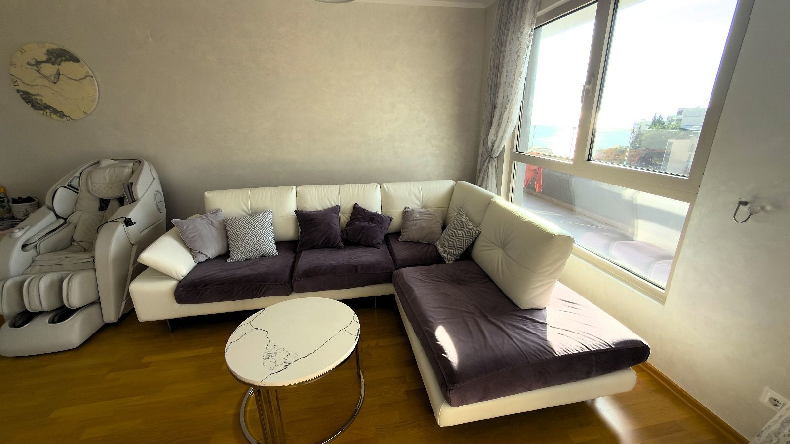 Luksuzan penhouse sa velikom krovnom terasom, garažnim mestom i ostavom, Bečići, Budva - Amfora Real Estate