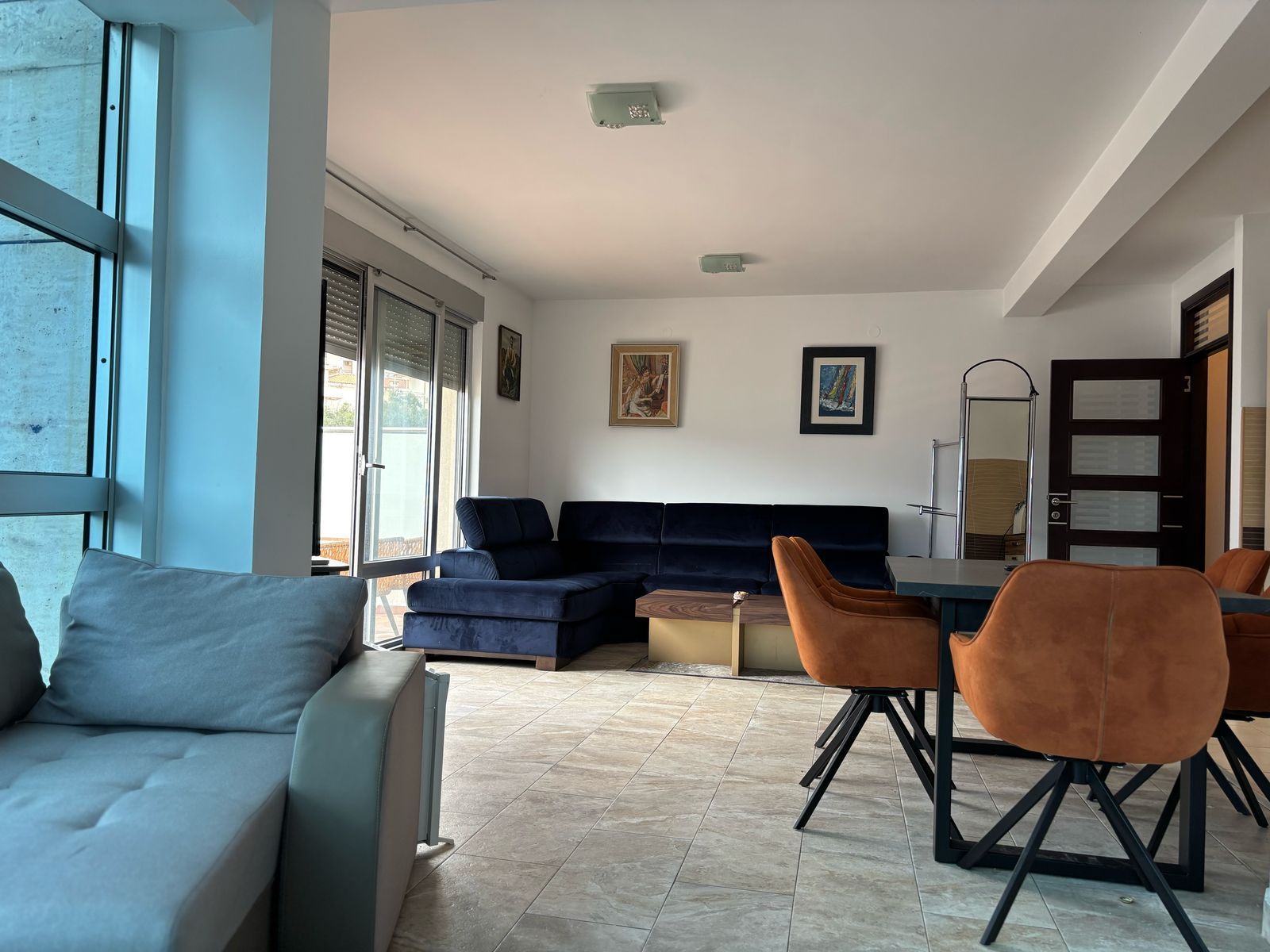 Ekskluzivna Ponuda – Prostran Jednosoban Stan 71m² sa Dve Terase i Trajnim Pogledom na More, Bečići - Amfora Real Estate