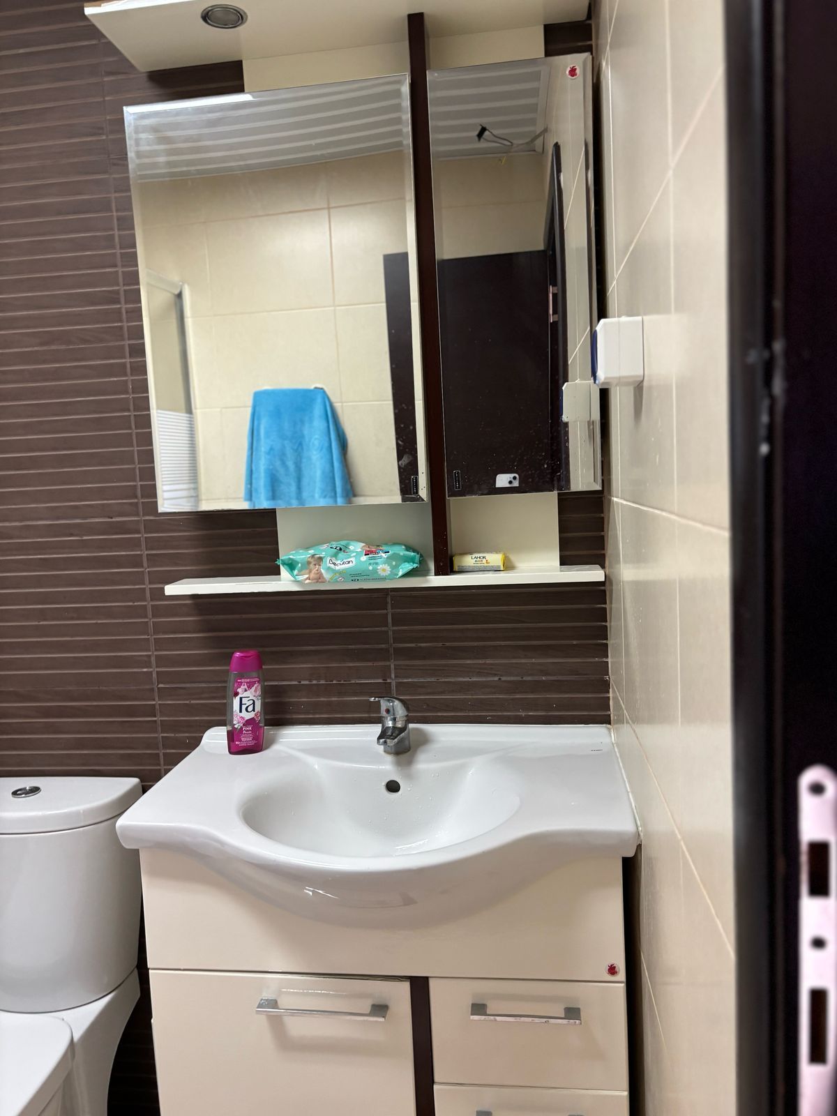 Ekskluzivna Ponuda – Prostran Jednosoban Stan 71m² sa Dve Terase i Trajnim Pogledom na More, Bečići - Amfora Real Estate