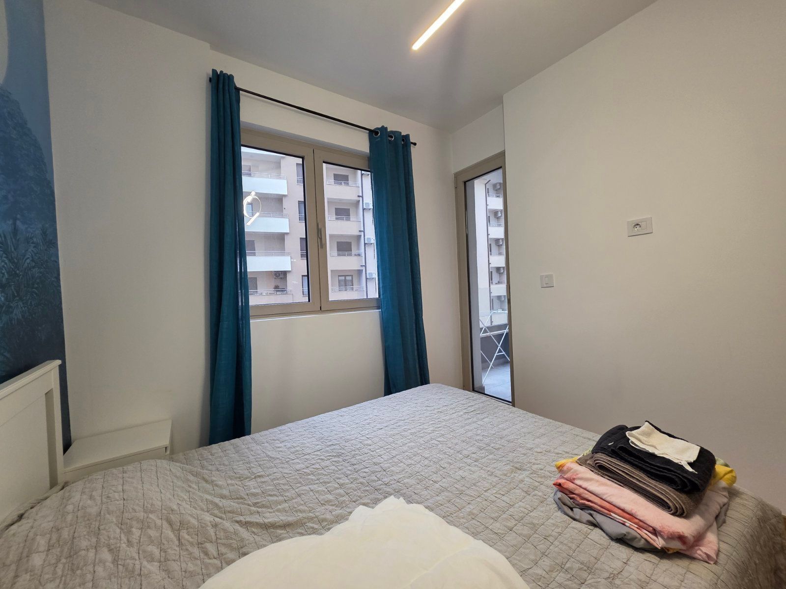 Na prodaju nov, moderno opremljen dvosoban stan 55m², Bečići - Amfora Real Estate