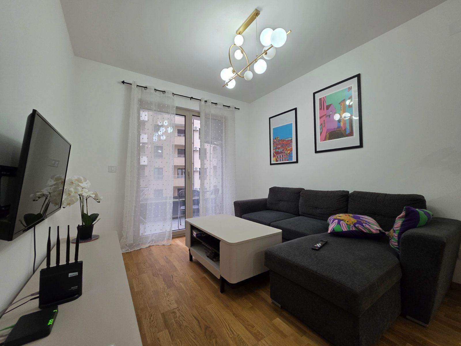 Na prodaju nov, moderno opremljen dvosoban stan 55m², Bečići - Amfora Real Estate