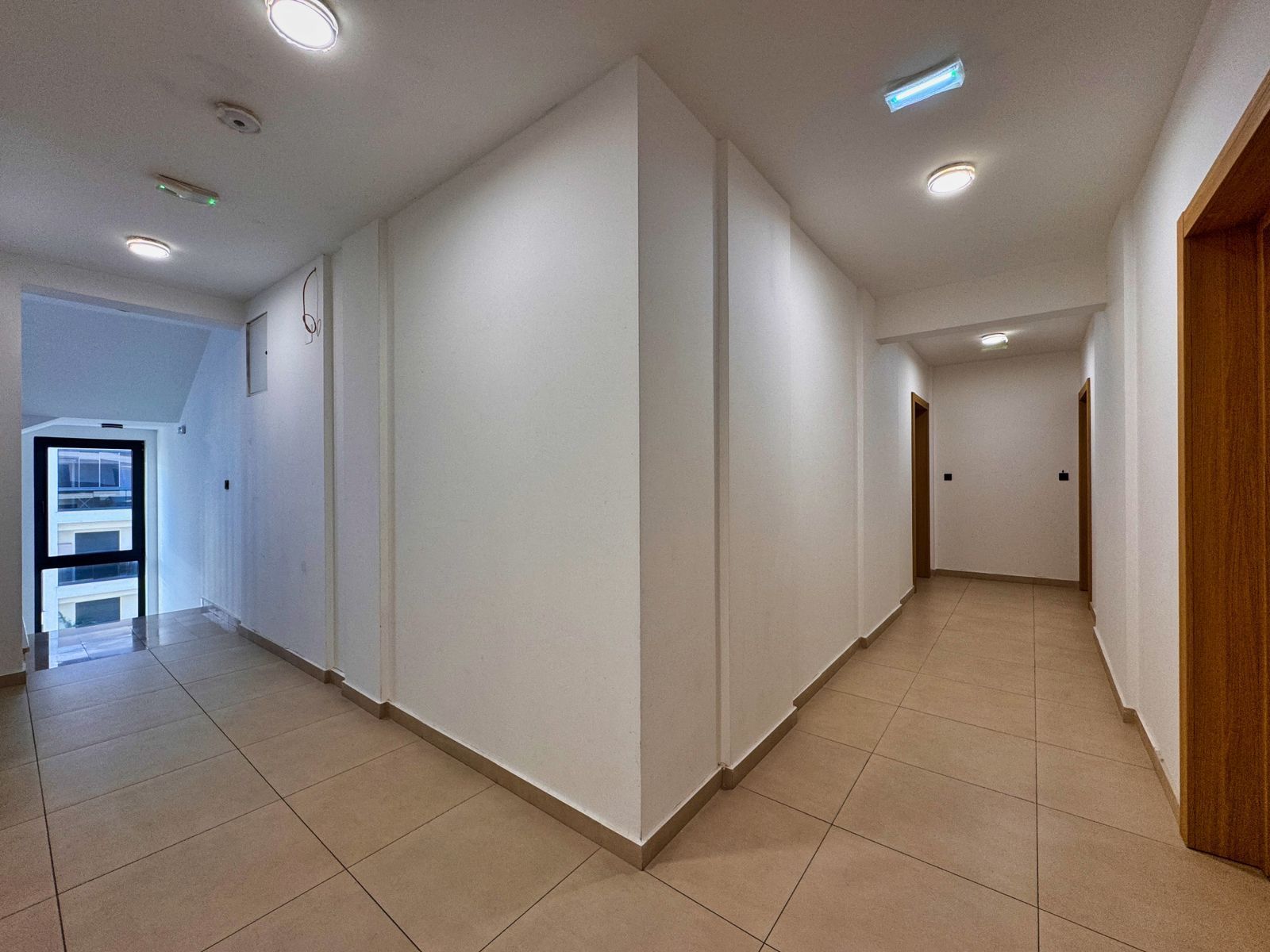 Prodaja luksuznog jednosobnog stana 46 m² – Central Point, Podgorica - Amfora Real Estate