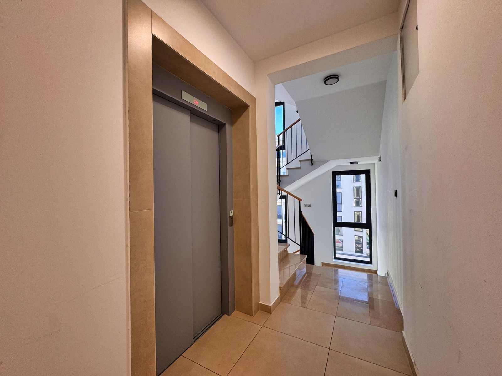 Prodaja luksuznog jednosobnog stana 46 m² – Central Point, Podgorica - Amfora Real Estate