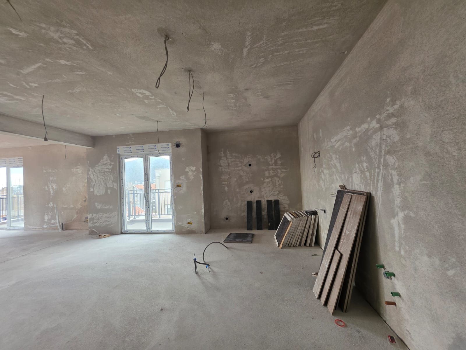 Prodaja trosobnog stana 165 m² u novogradnji sa pogledom na more – Podkosljun, Budva - Amfora Real Estate