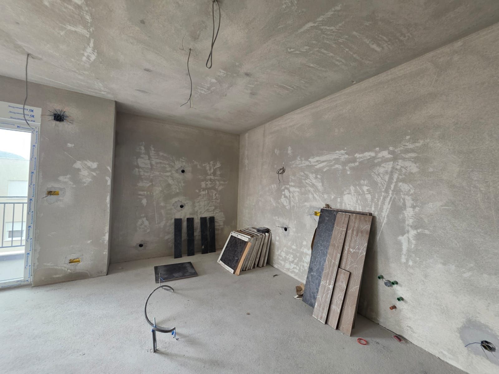 Prodaja trosobnog stana 165 m² u novogradnji sa pogledom na more – Podkosljun, Budva - Amfora Real Estate