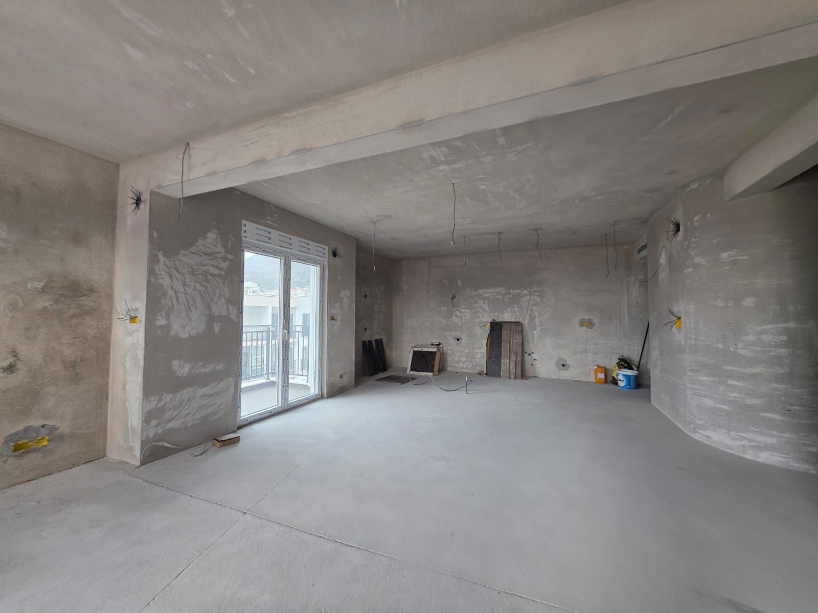 Prodaja trosobnog stana 165 m² u novogradnji sa pogledom na more – Podkosljun, Budva - Amfora Real Estate