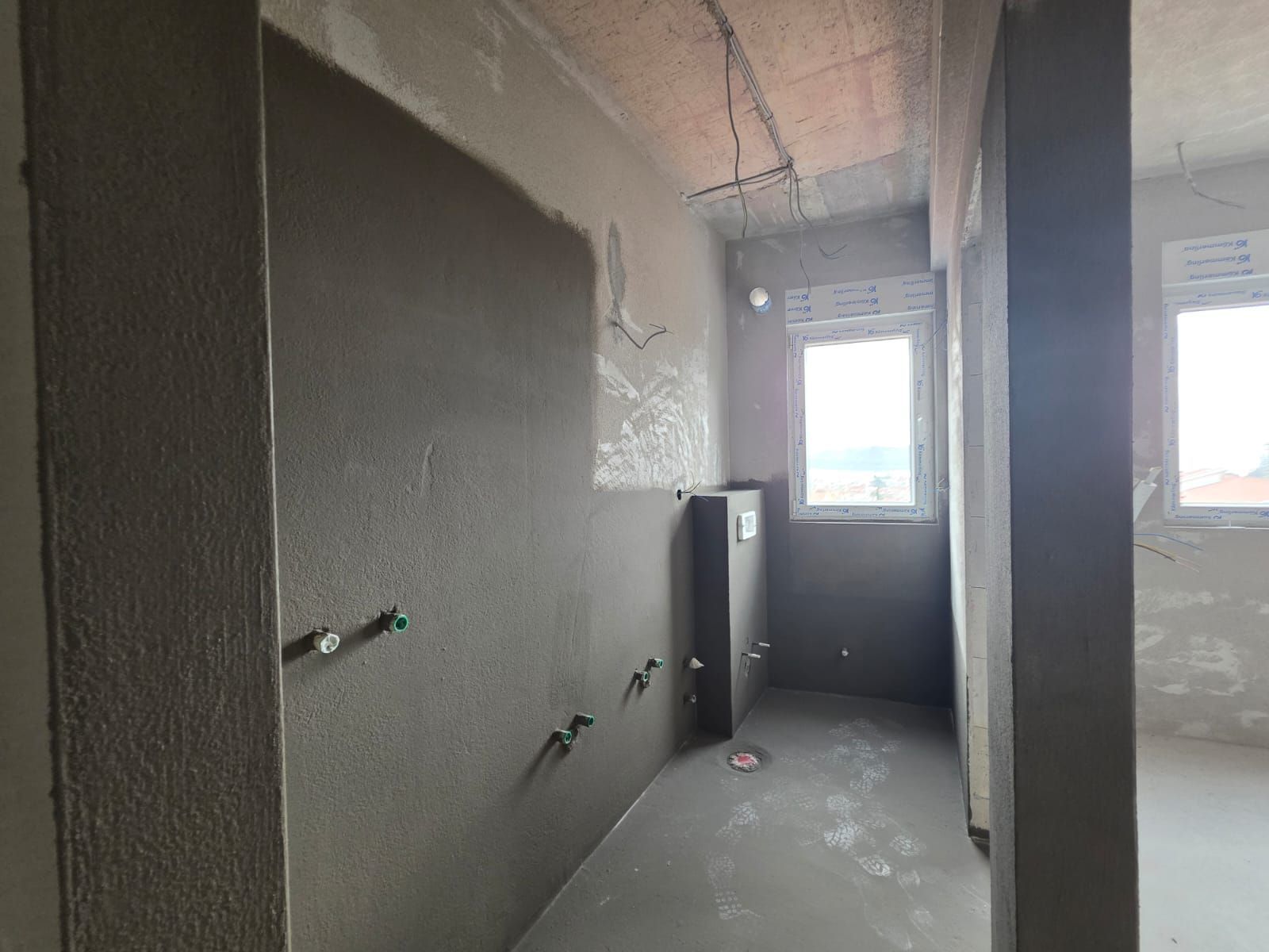 Prodaja trosobnog stana 165 m² u novogradnji sa pogledom na more – Podkosljun, Budva - Amfora Real Estate