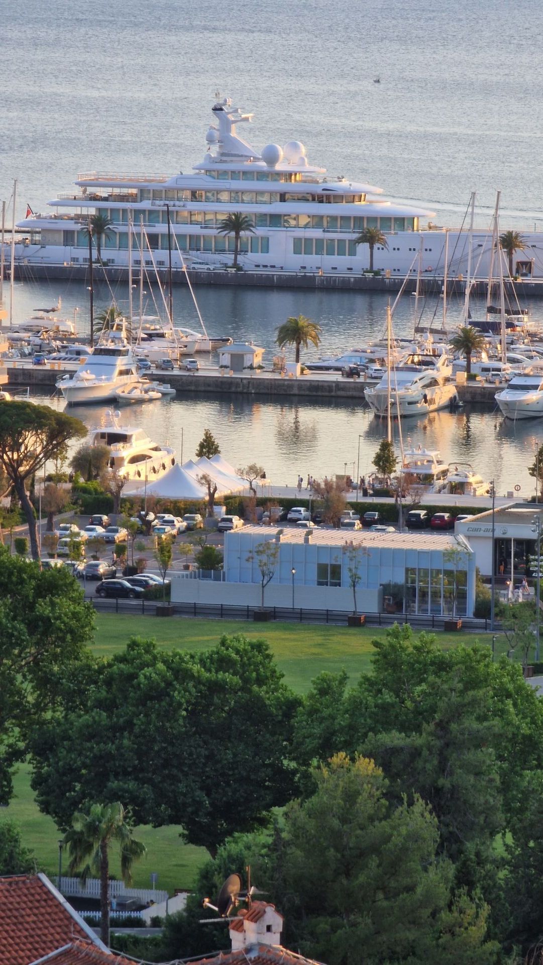 Na prodaju moderna vila 312 m² sa bazenom, teretanom, saunom i panoramskim pogledom na Bokokotorski zaliv – Tivat, - Amfora Real Estate