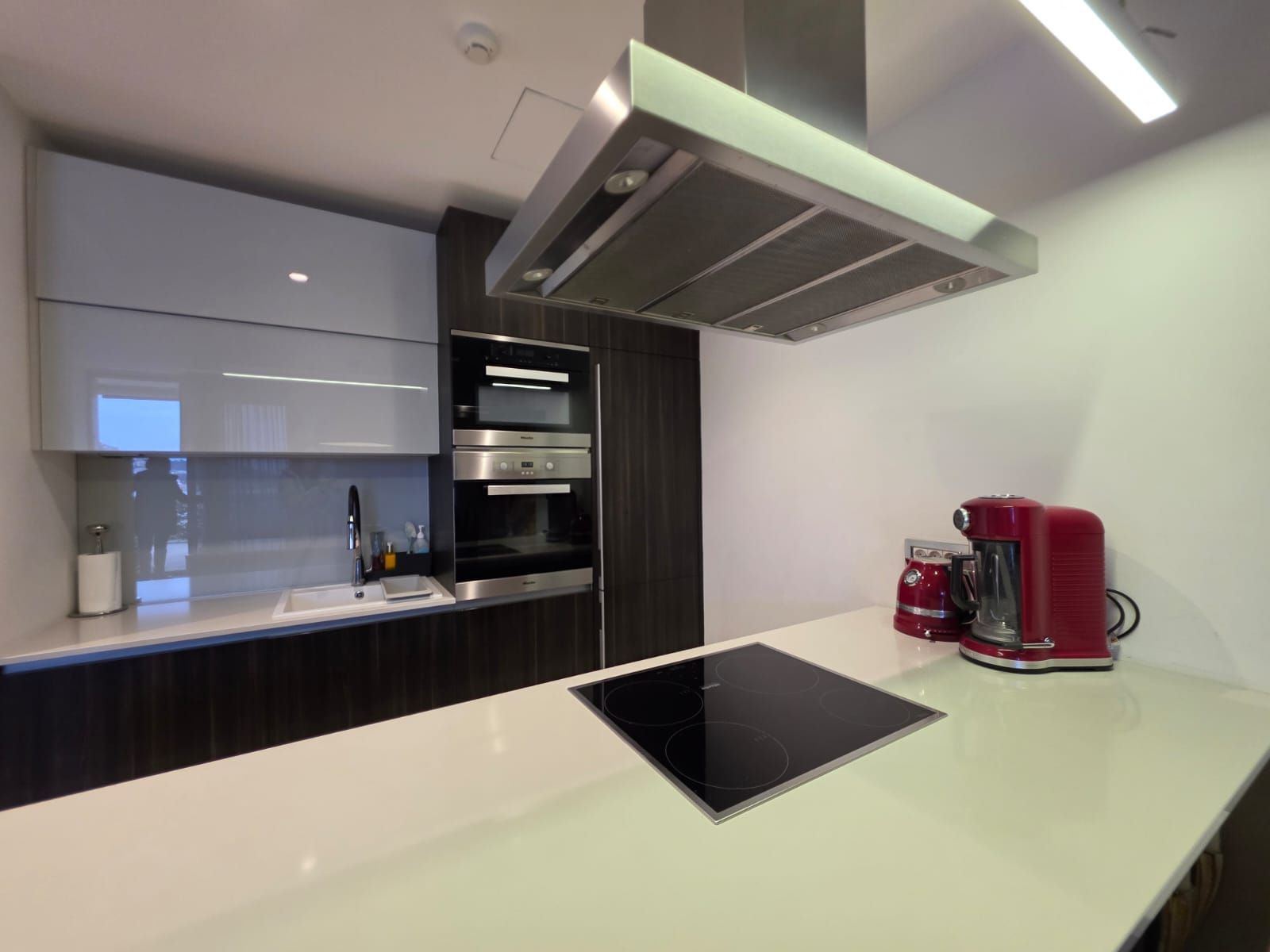 Luksuzan dvosoban stan od 150 m² sa panoramskim pogledom na more u prestižnom kompleksu Dukley Gardens – Budva, Crna Gora - Amfora Real Estate