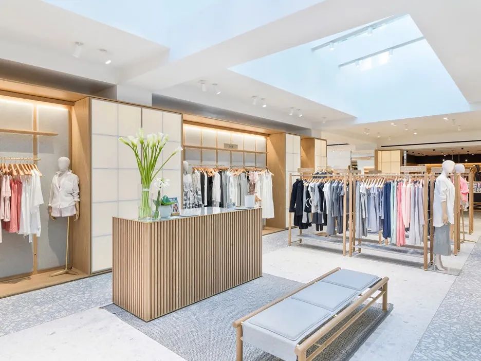 Nov poslovni prostor 103 m² u kompleksu Porto Budva – prva linija mora, prizemlje, mogućnost odloženog plaćanja - Amfora Real Estate