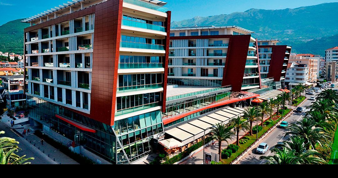 Prodaja poslovnog prostora 37m² u prestižnom kompleksu TQ Plaza – strogi centar Budve - Amfora Real Estate