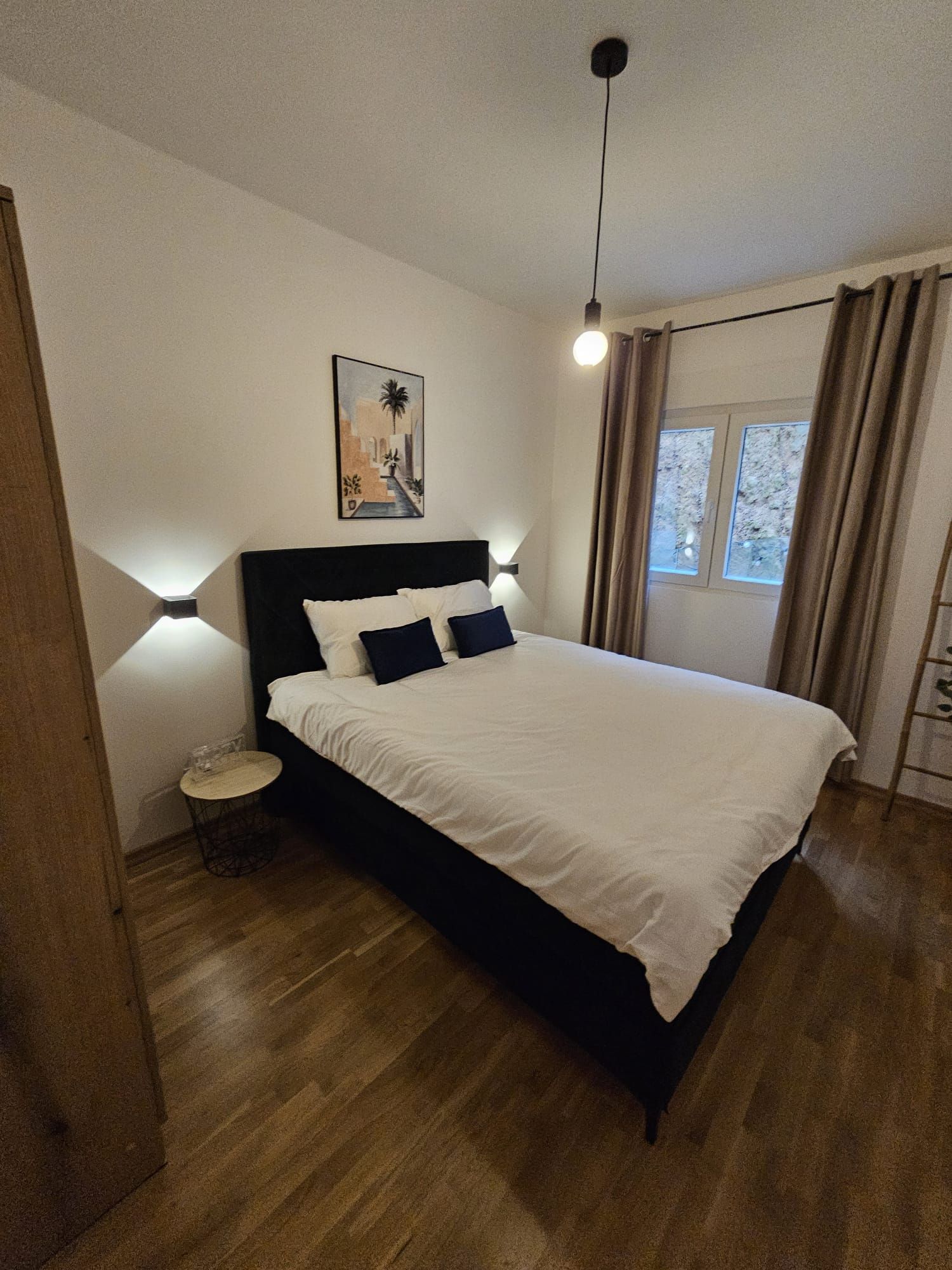 Dvosoban moderno opremljen stan sa garaznim mestom-The Old Bakery,Budva (Izdavanje na duzi period) - Amfora Real Estate