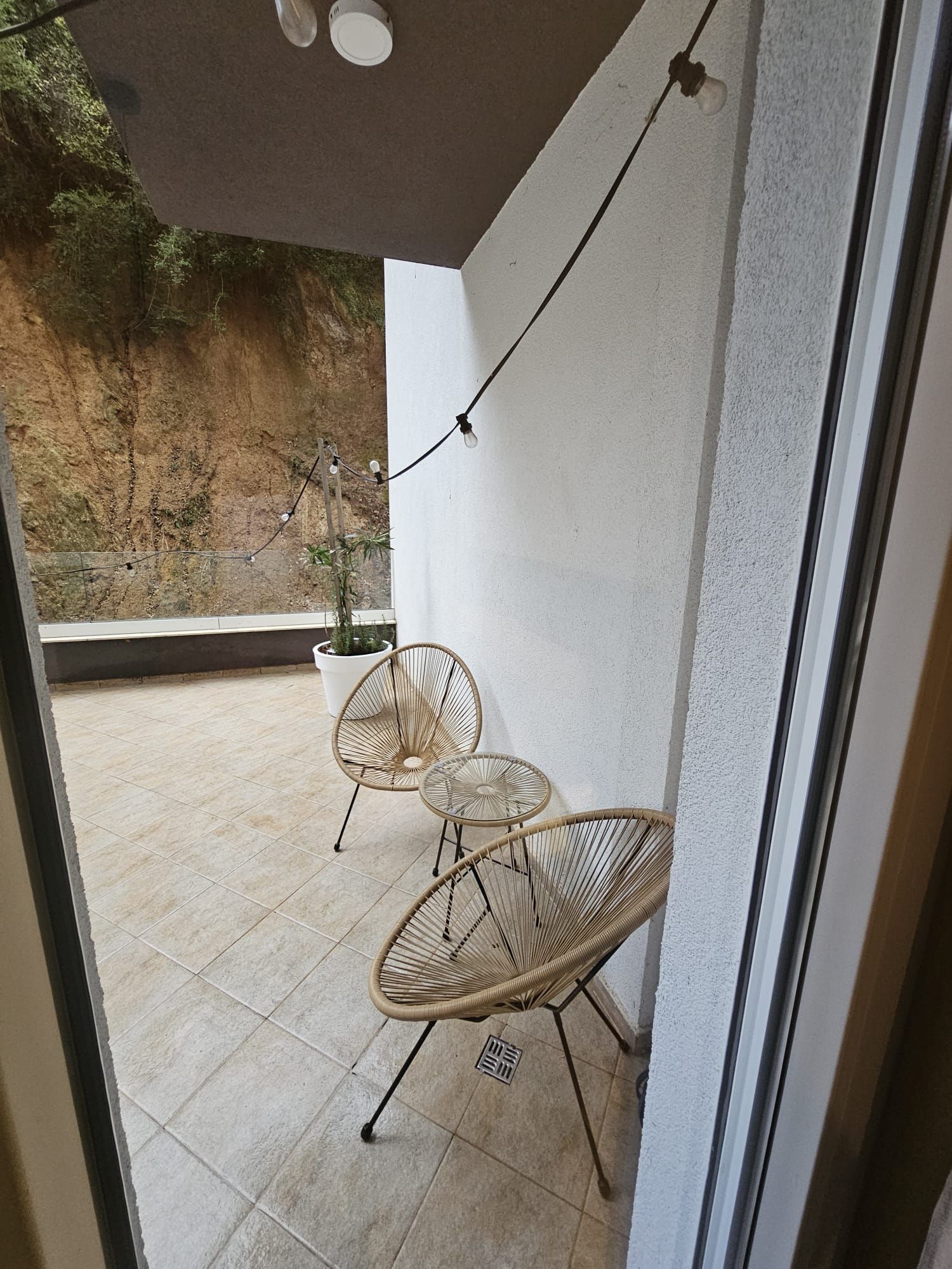 Dvosoban moderno opremljen stan sa garaznim mestom-The Old Bakery,Budva (Izdavanje na duzi period) - Amfora Real Estate