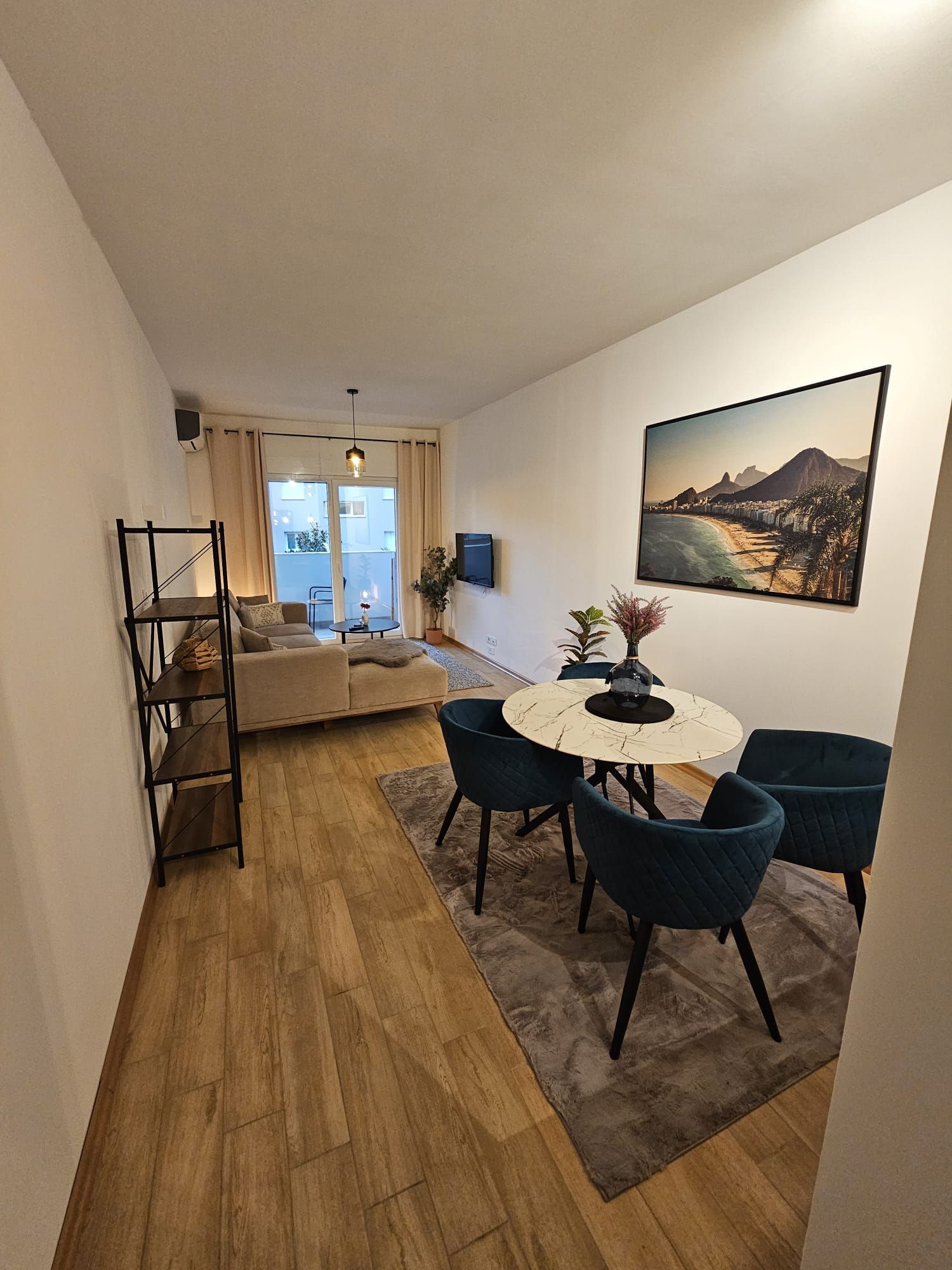 Dvosoban moderno opremljen stan sa garaznim mestom-The Old Bakery,Budva (Izdavanje na duzi period) - Amfora Real Estate