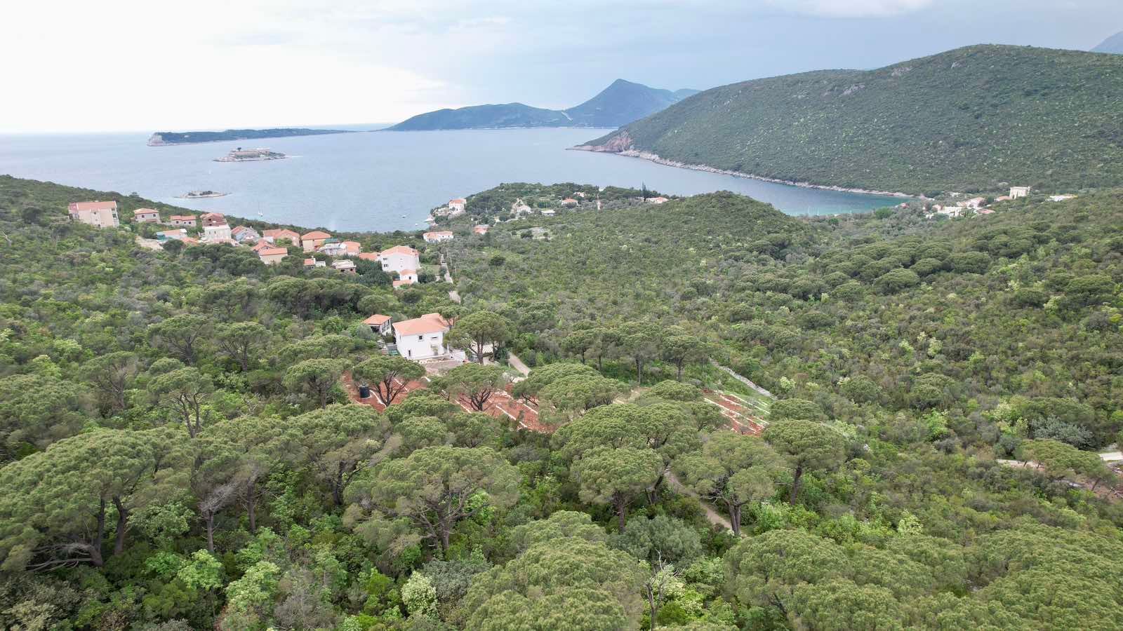 Plac 5218m2 sa panoramskim pogledom na more u naselju Mirište (Žanjice), Opstina Herceg Novi - Amfora Real Estate
