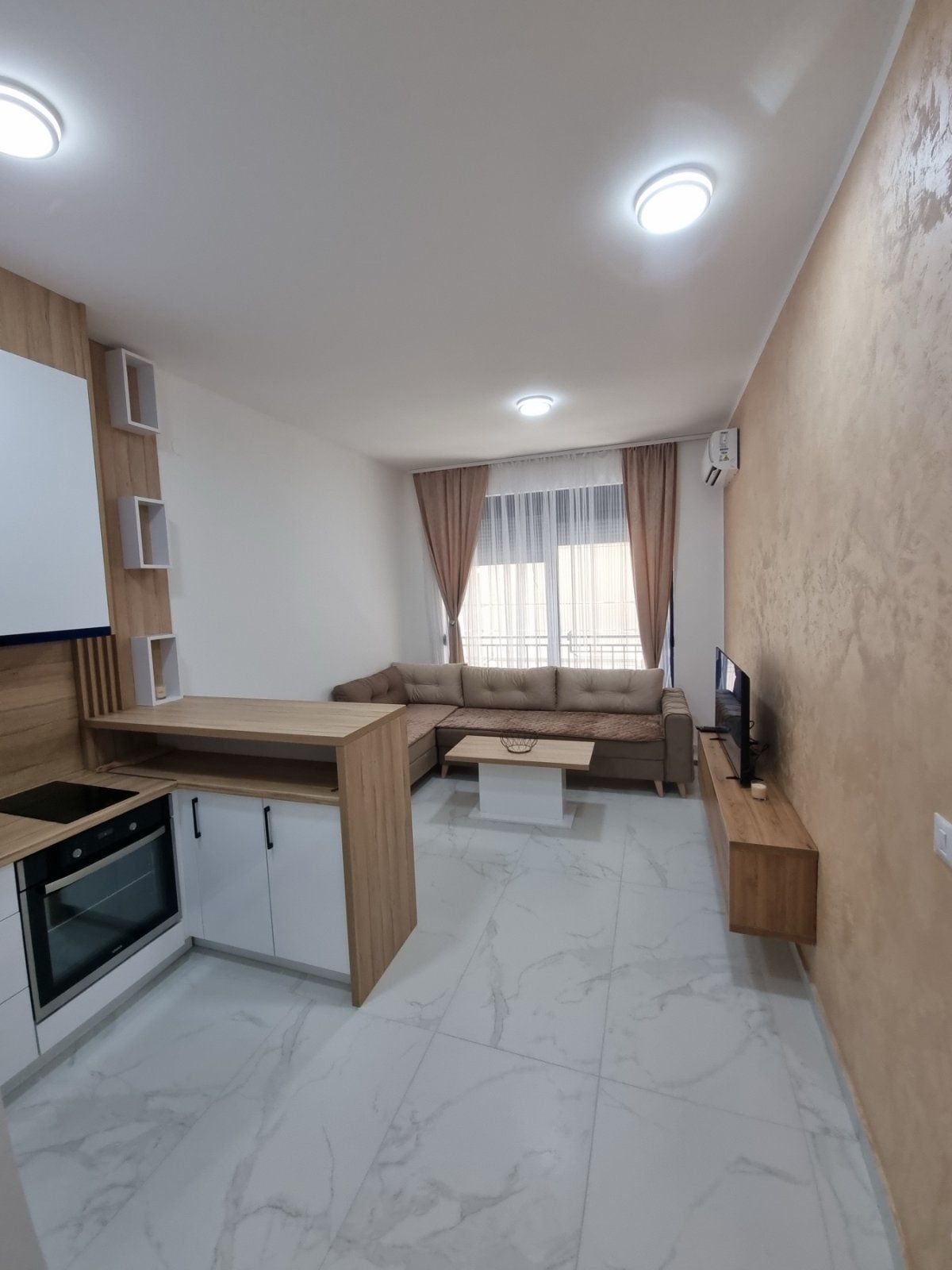 Izdavanje studio apartmana 24 m² na atraktivnoj lokaciji – Bečići - Amfora Real Estate