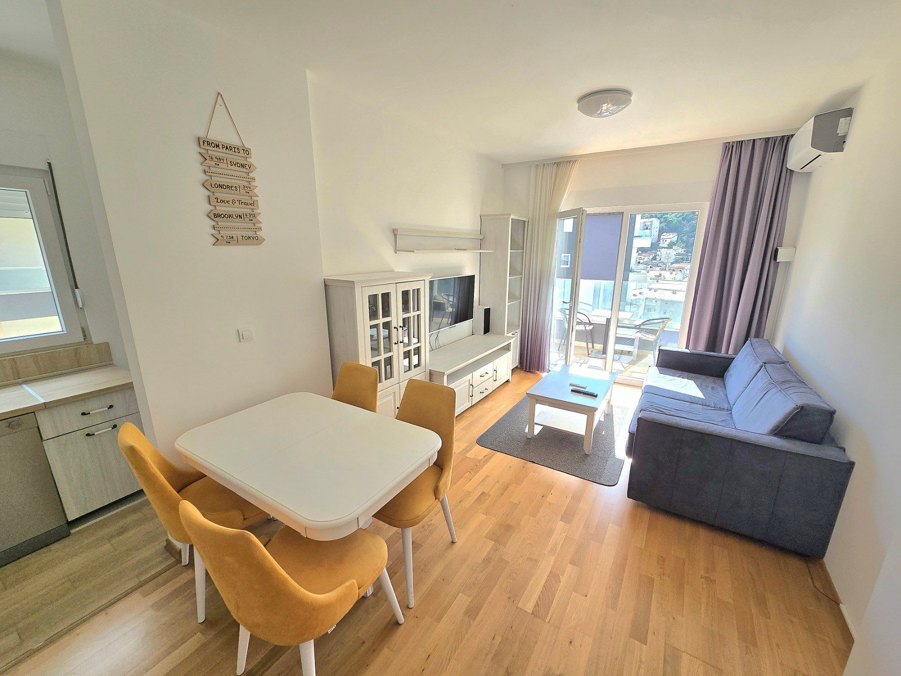 Na prodaju opremljen jednosoban stan površine 46m², sa terasom od 5m²-The Old Bakery, Budva - Amfora Real Estate