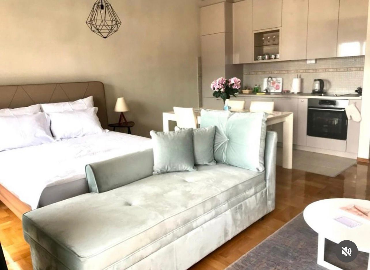 Jednosoban moderno opremljen stan 45m2 sa pogledom na more-Becici,Anatoilia - Amfora Real Estate