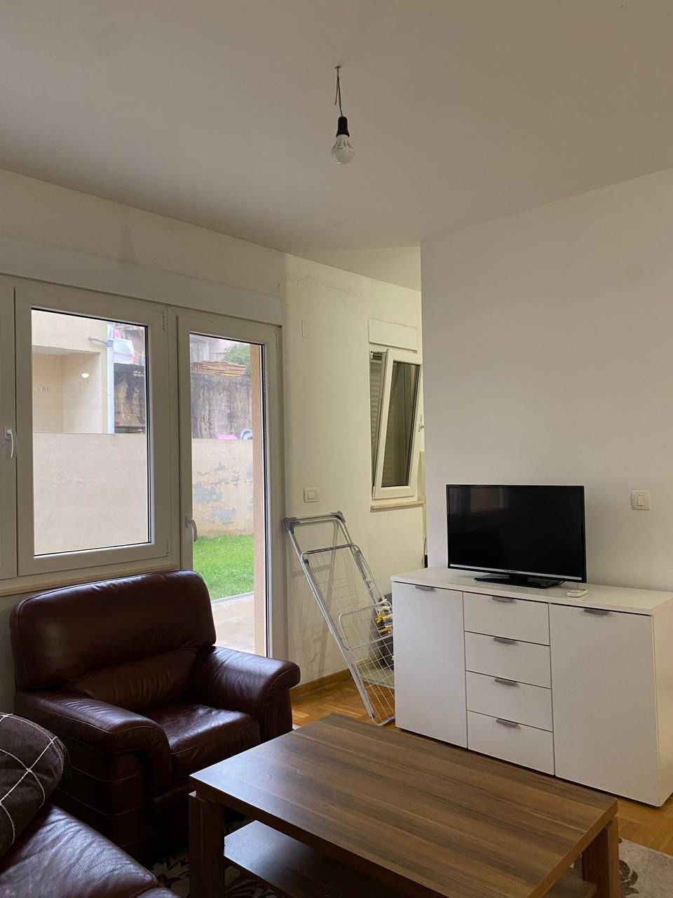 Jednosoban stan sa parking mestom,Lazi - Budva (IZDAVANJE NA DUZI PERIOD) - Amfora Real Estate