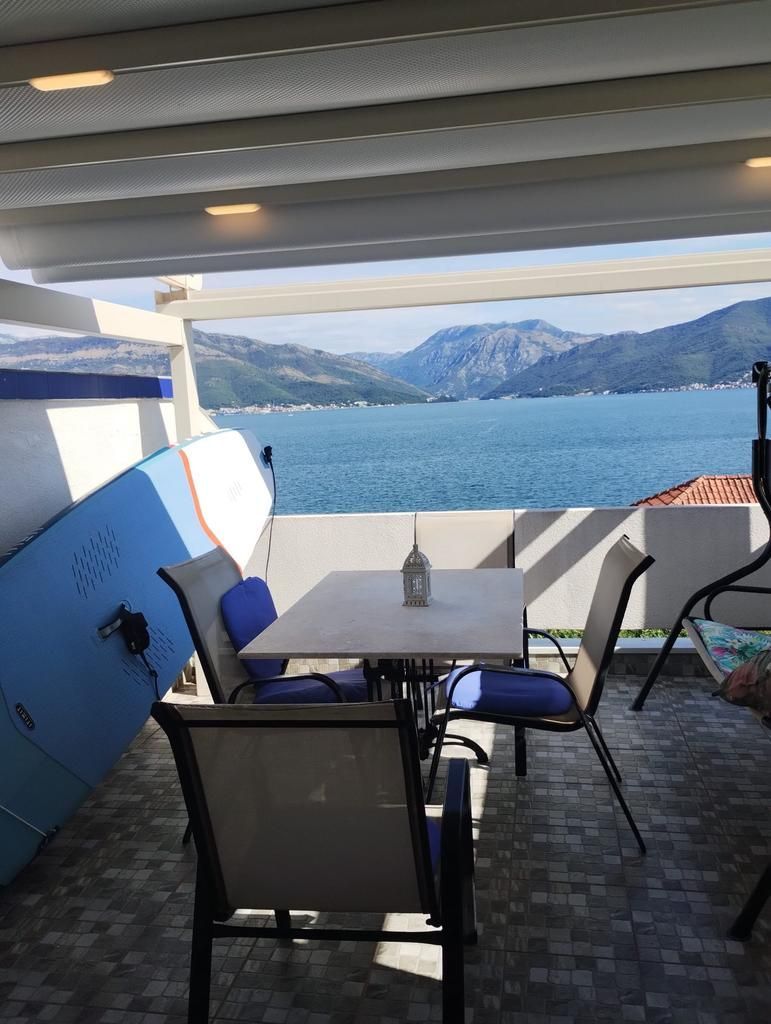 Prodaja dvosoban sa pogledom na more i parking mestom – Kalimanj, Tivat - Amfora Real Estate