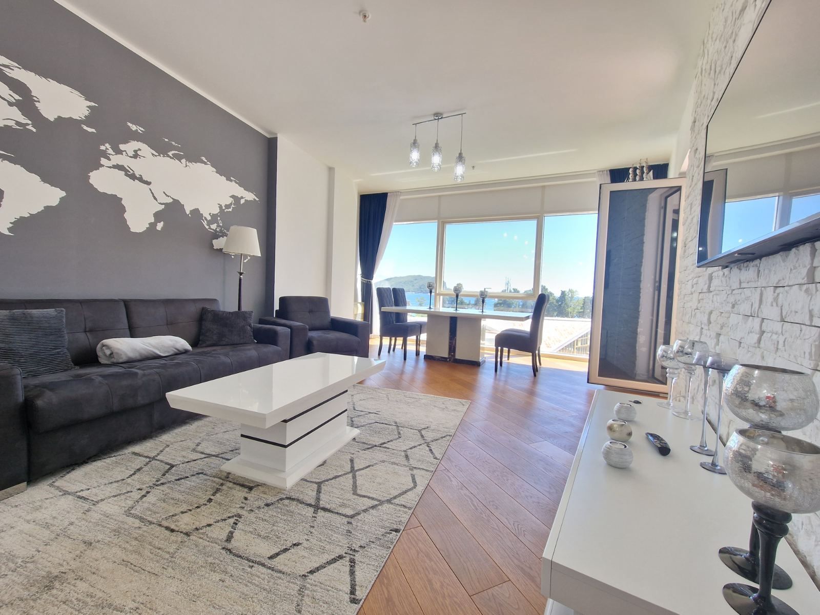 Prodaja jednosobnog stana 67m² sa pogledom na more – prva linija, Tre Canne, Budva - Amfora Real Estate