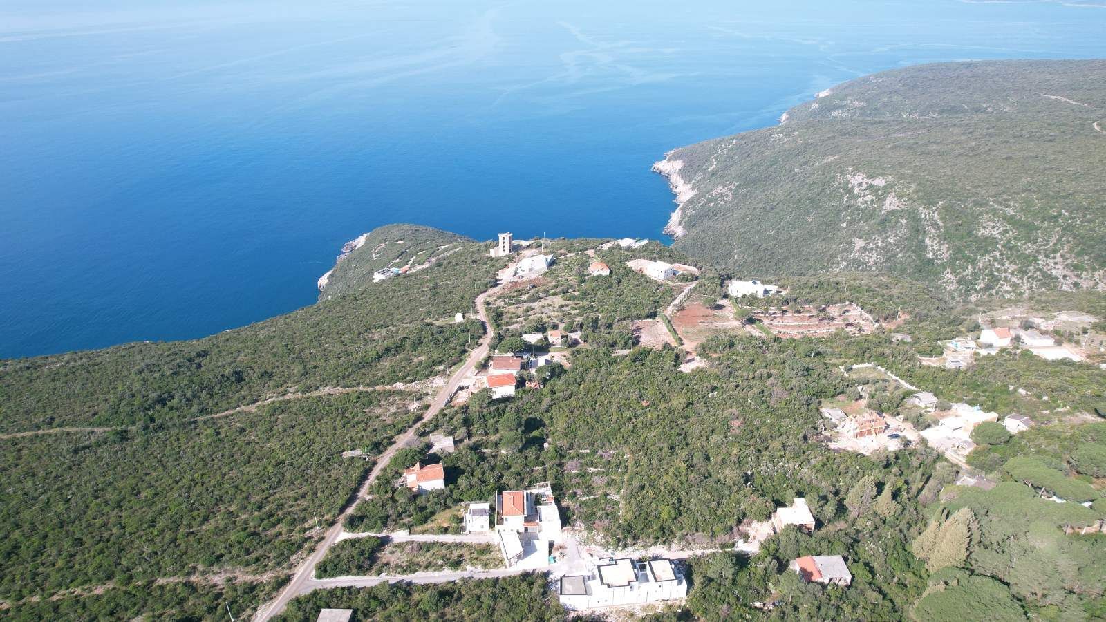 Prodaja urbanizovanog zemljišta 600m2 sa pogledom na more – Zagora, Kotor - Amfora Real Estate