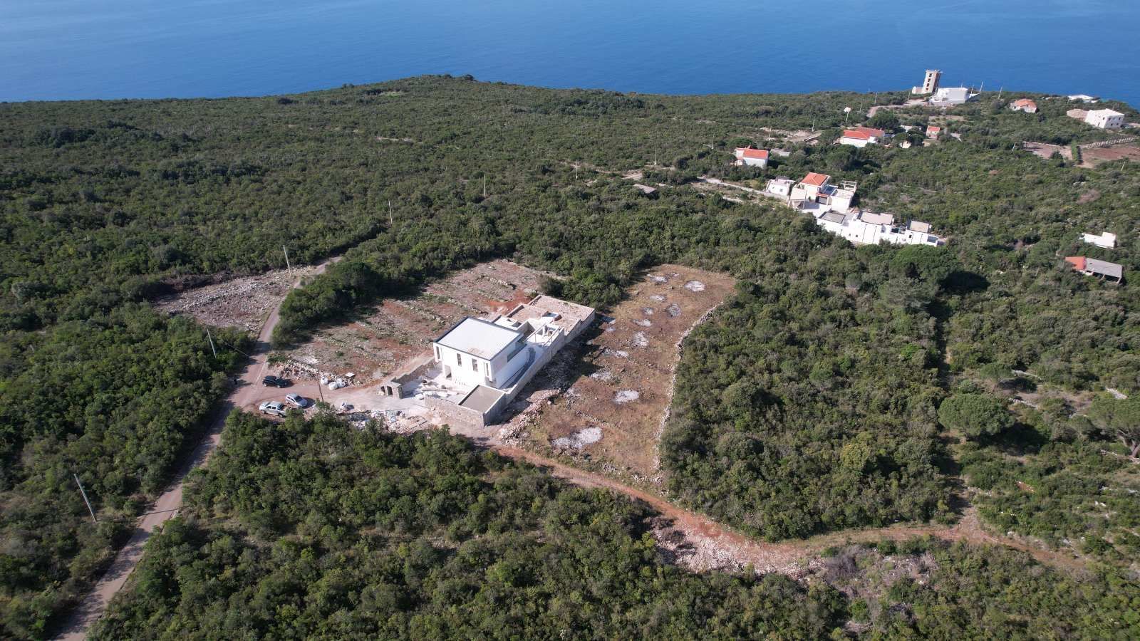 Prodaja urbanizovanog zemljišta 1000m2 sa pogledom na more – Zagora, Kotor - Amfora Real Estate