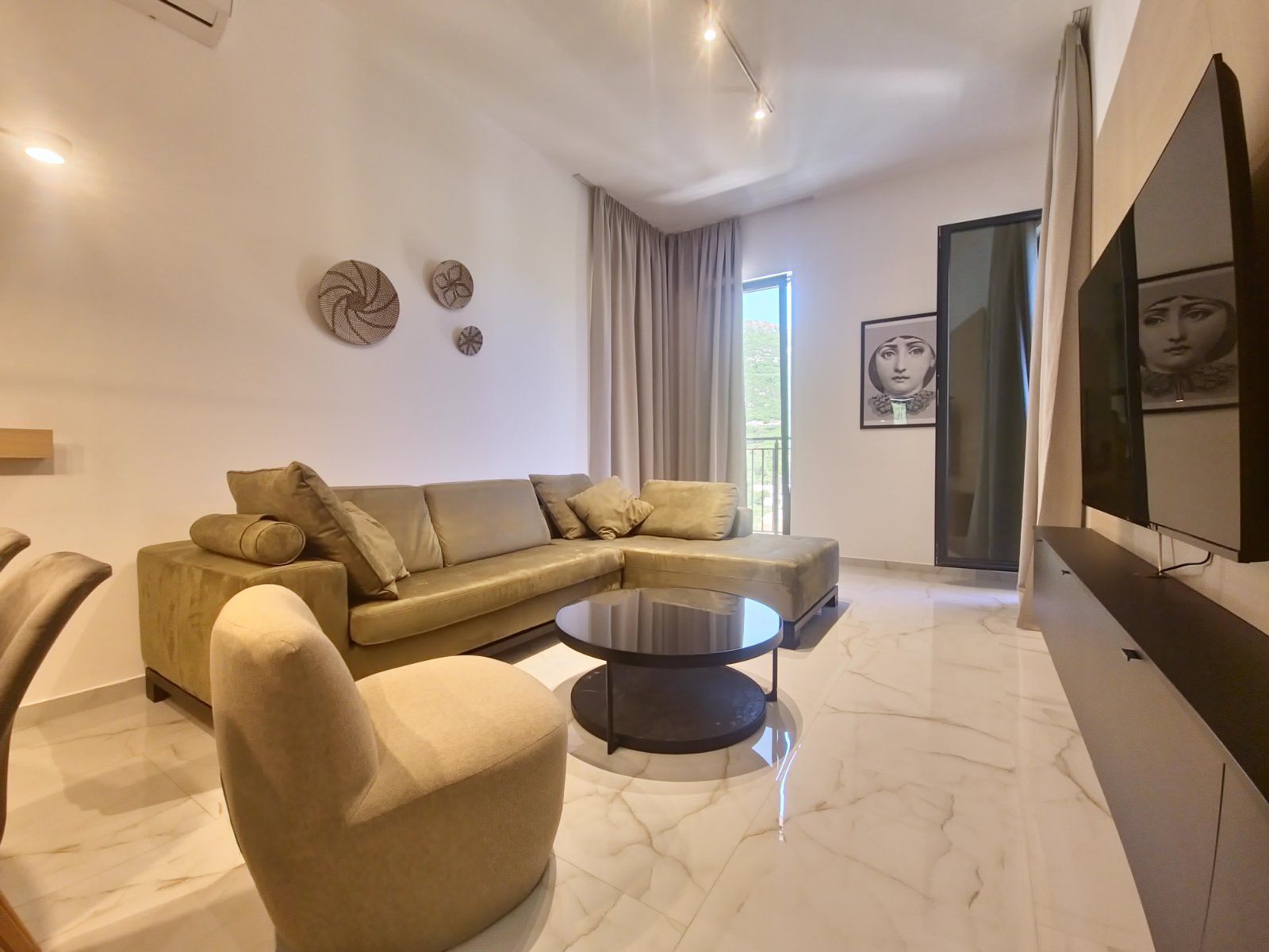 Izdavanje dvosobnog stana 68m2-Lastva Grbaljska,Kotor (na duzi period) - Amfora Real Estate