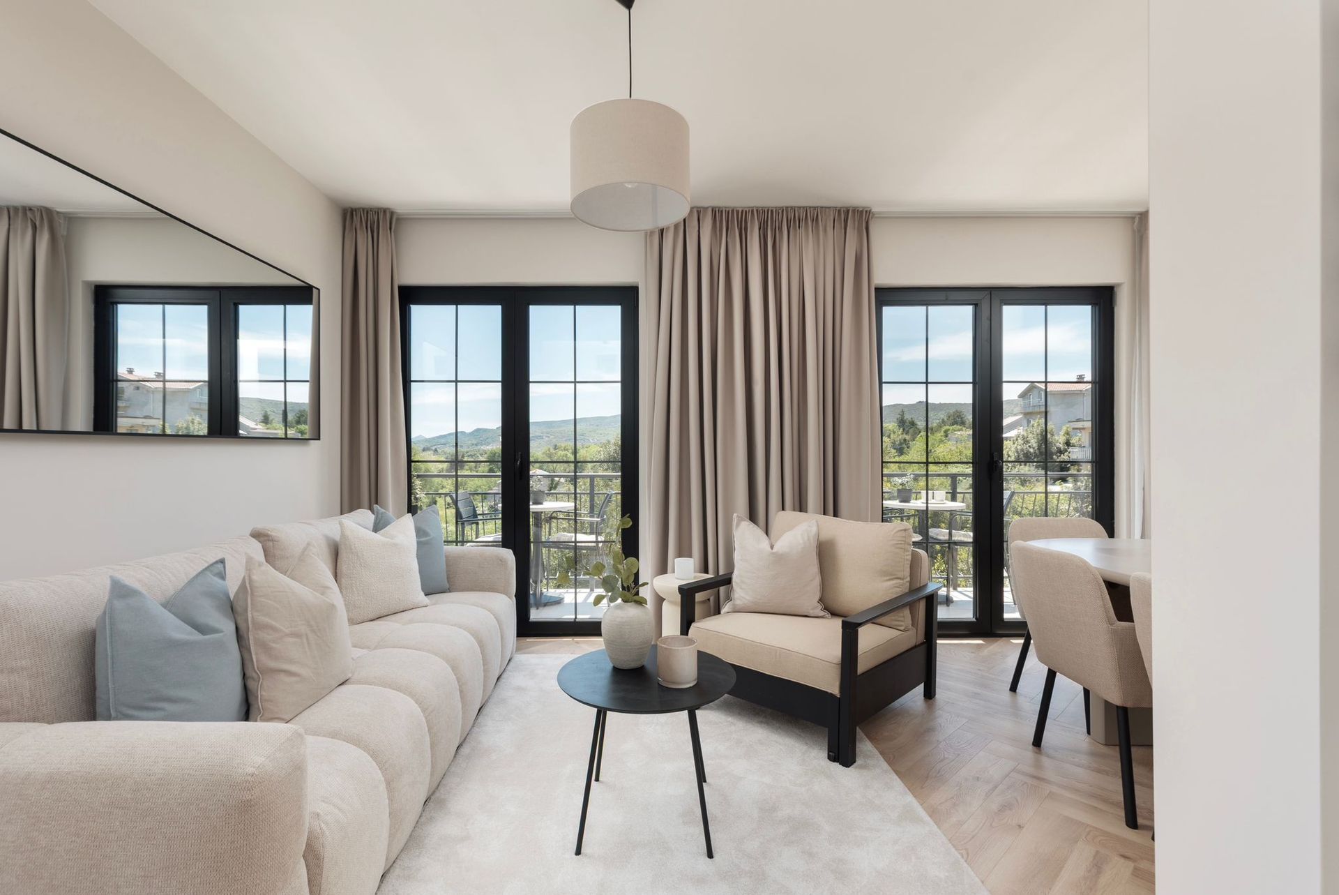 Prodaja nove Luksuzne Vile u Tivtu – 160m² - Amfora Real Estate