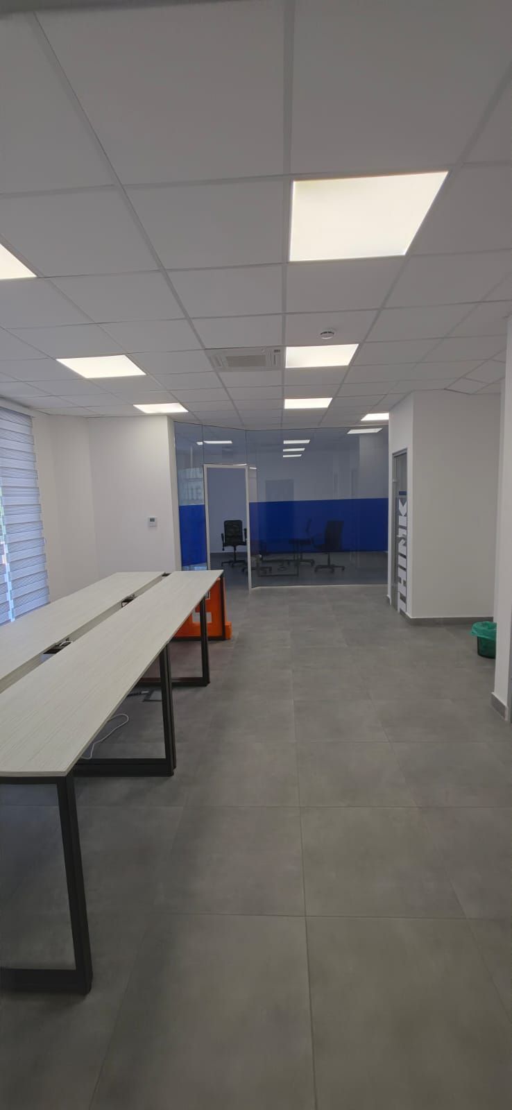 Izdavanje poslovnog prostora 158 m² u ekskluzivnom kompleksu na atraktivnoj lokaciji – Bečići - Amfora Real Estate