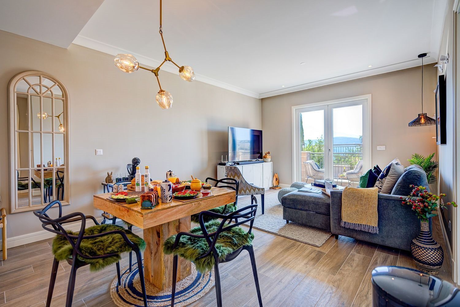 Ekskluzivan trosoban apartman 134.46m² – Luštica Bay, Centrale (fleksibilni uslovi plaćanja) - Amfora Real Estate