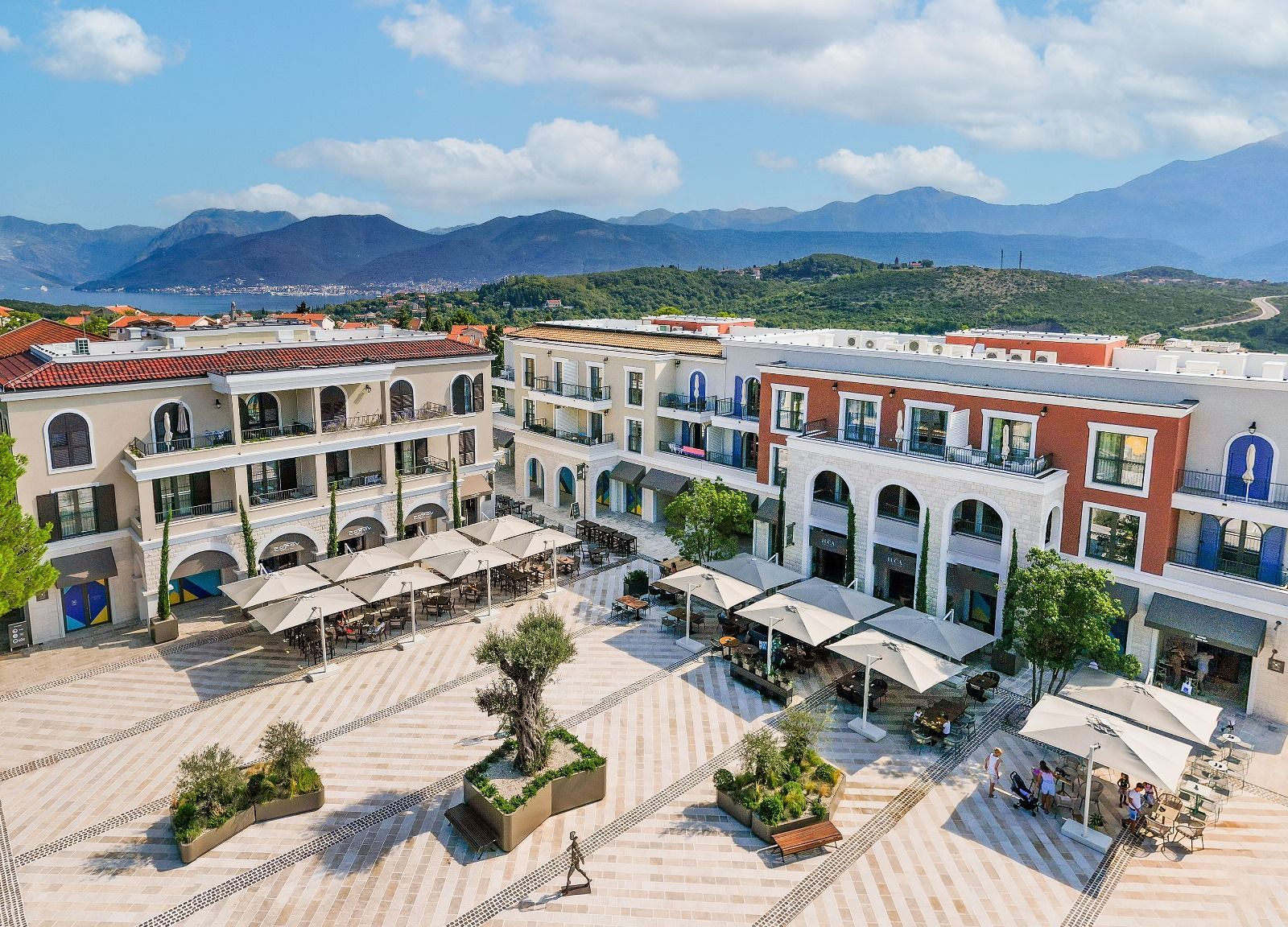 Ekskluzivan dvosoban apartman 96.83m² – Luštica Bay, Centrale (fleksibilni uslovi plaćanja) - Amfora Real Estate