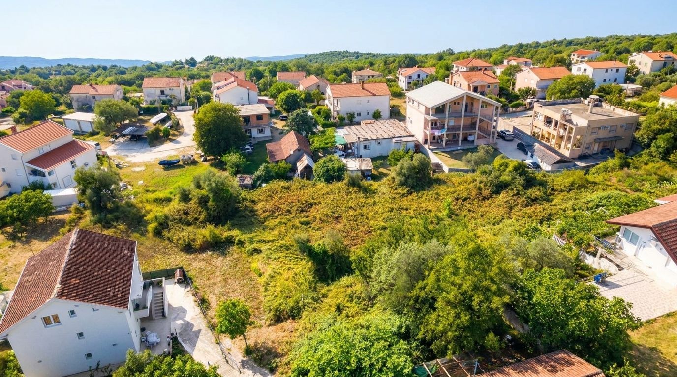 Prodaja urbanizovanog zemljišta 1634m² – Mrčevac, Tivat - Amfora Real Estate