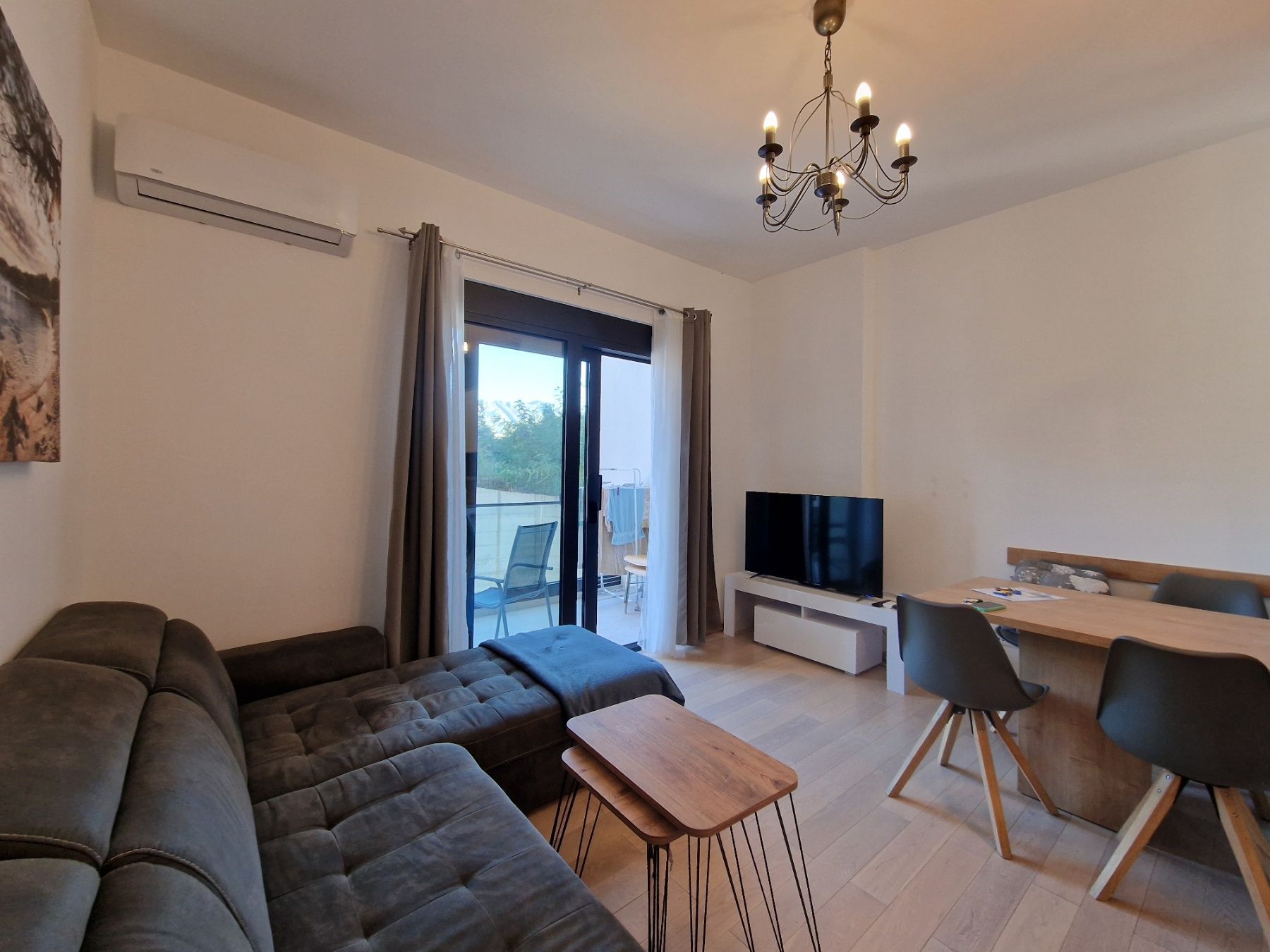 Moderno opremljen jednosoban stan ,Becici (izdavanje na period od 01.10 2026 do 31 .05 2027) - Amfora Real Estate