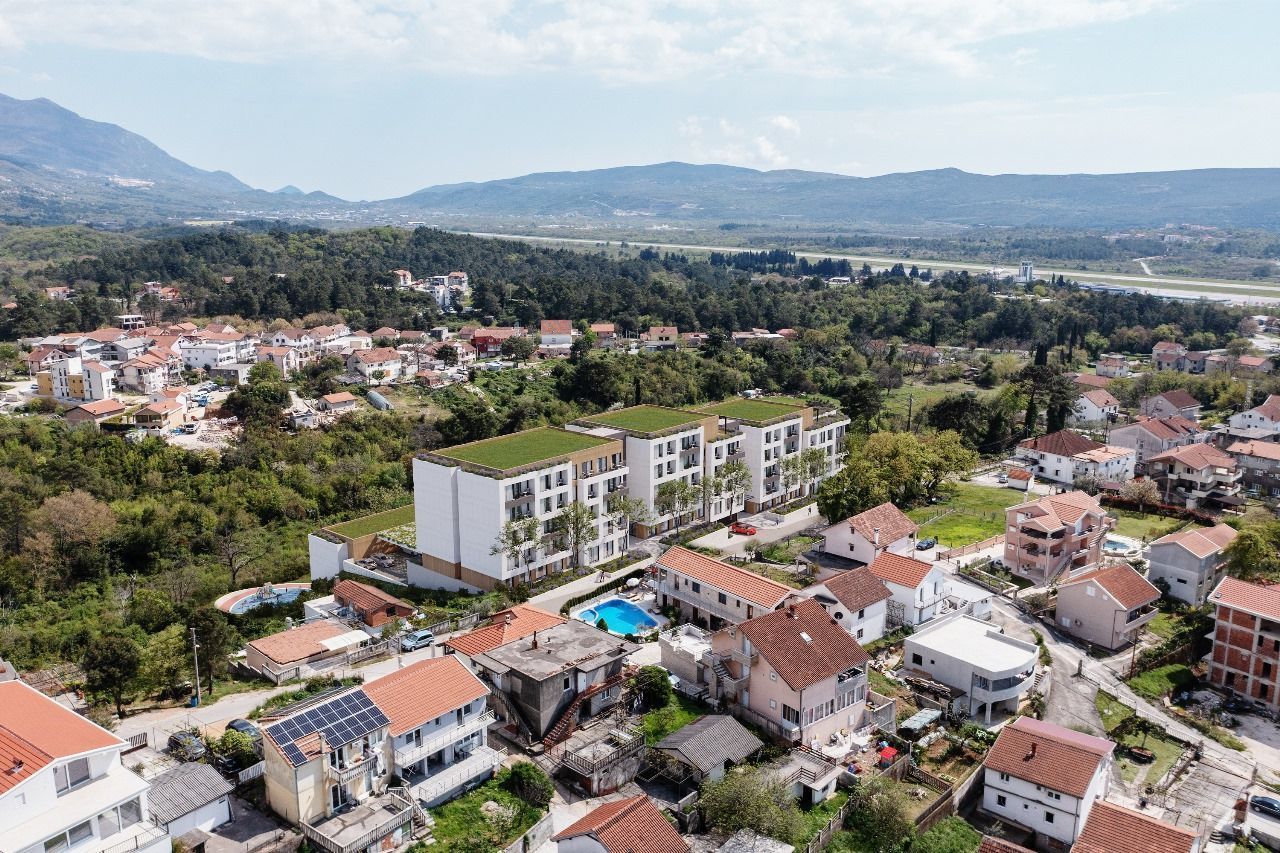 Jednosoban stan 45.39m² u novom kompleksu sa bazenom – Tivat, Mrčevac - Amfora Real Estate