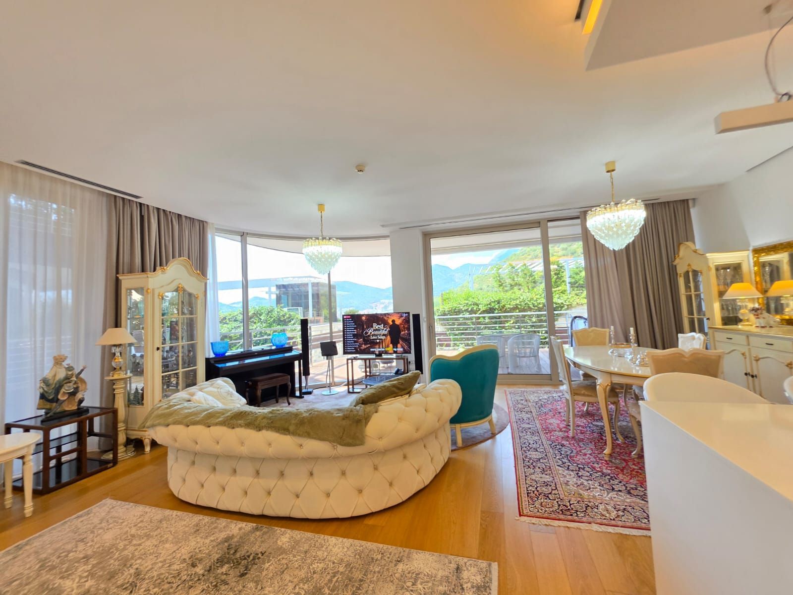 Prodaja luksuznog dvosobnog stana 160 m² sa panoramskim pogledom na more-Budva , Dukley Gardens - Amfora Real Estate