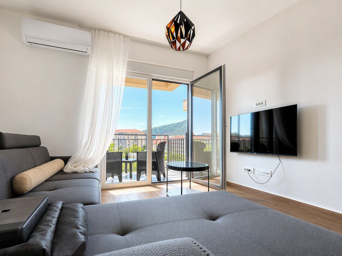 Prodaja jednosobnog moderno opremljenog stana 44 m² – Budva - Amfora Real Estate