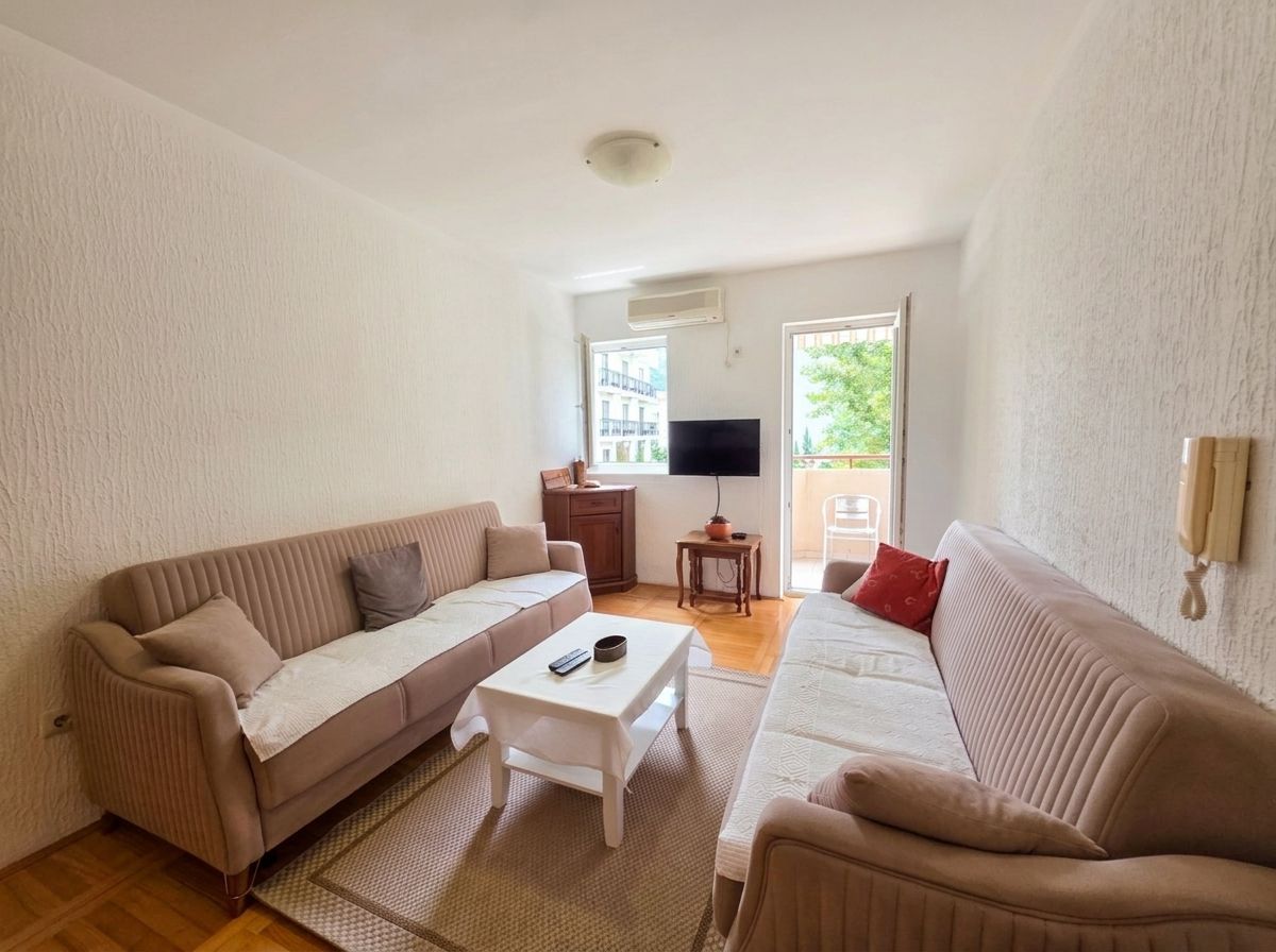 Prodaja jednosobnog stana 42m² na odličnoj lokaciji – Rozino, Budva - Amfora Real Estate